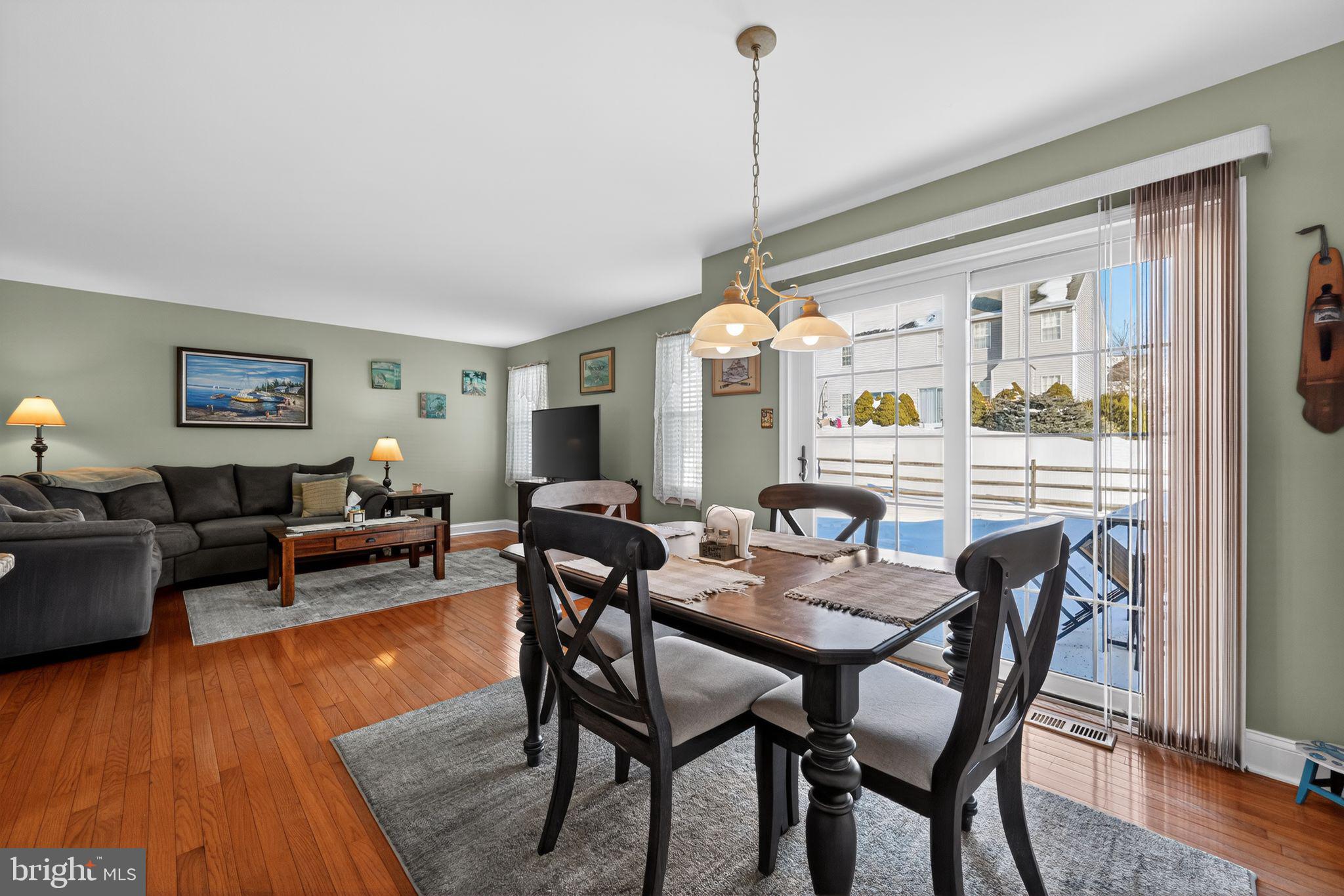 HERITAGE RIDGE - Residential