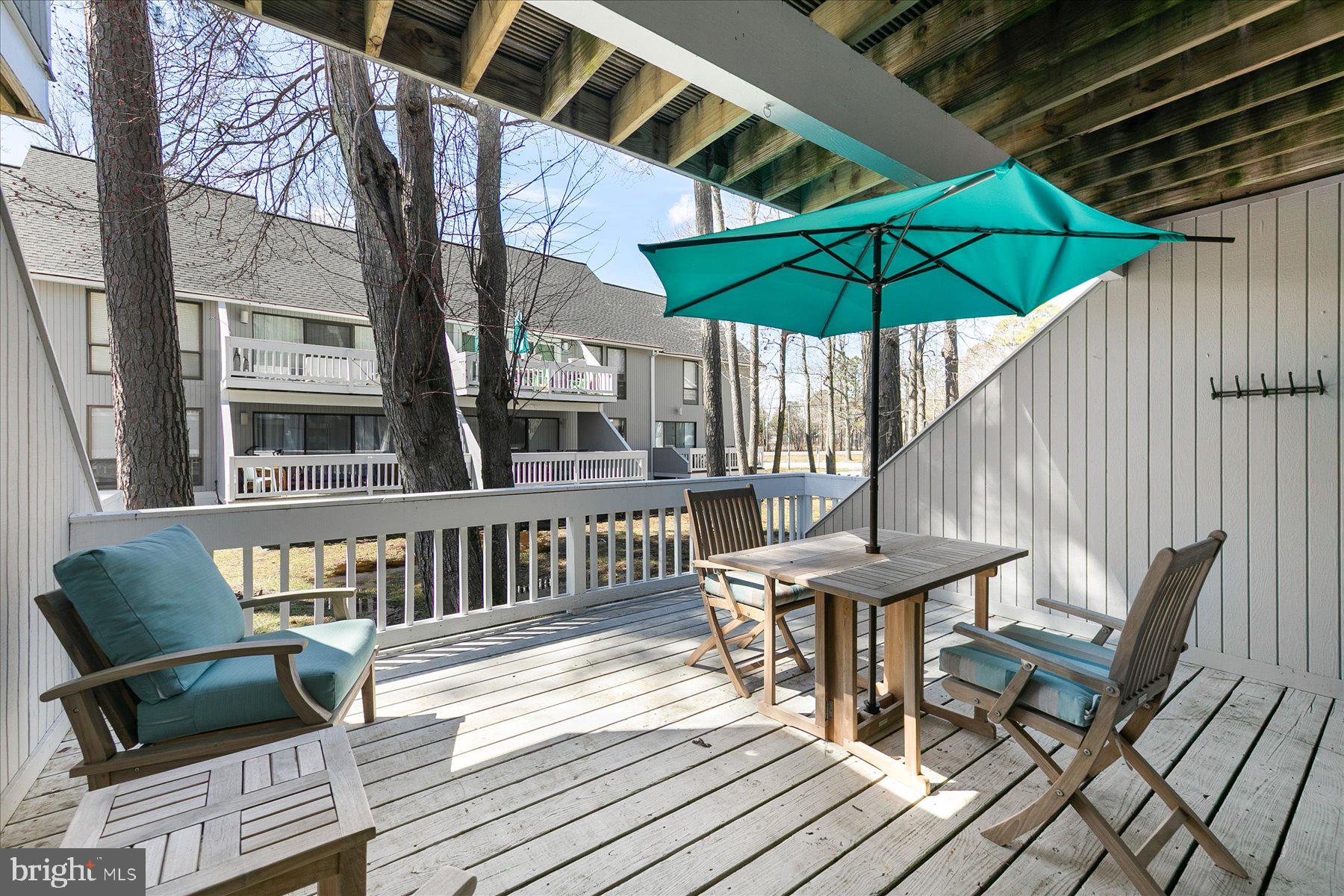 SEA COLONY WEST - Residential