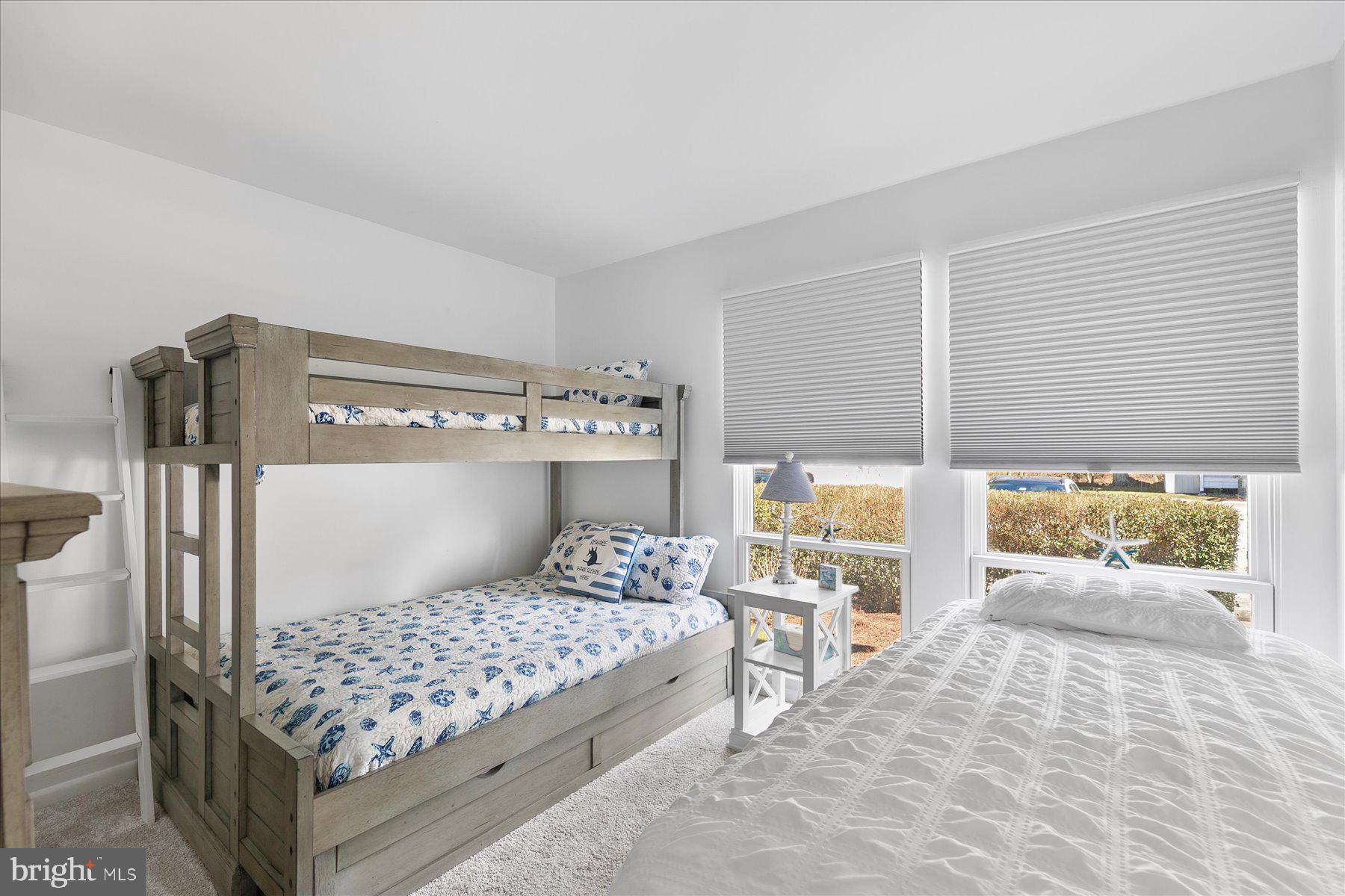 SEA COLONY WEST - Residential