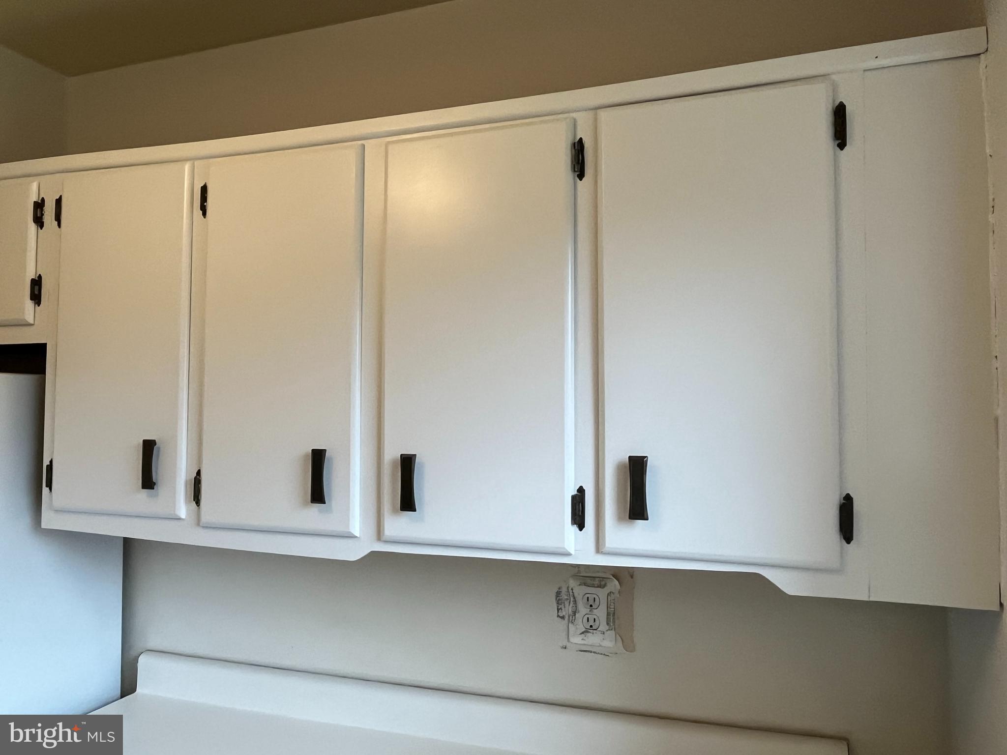 FOXCROFT COLONY CONDOS - Residential Lease