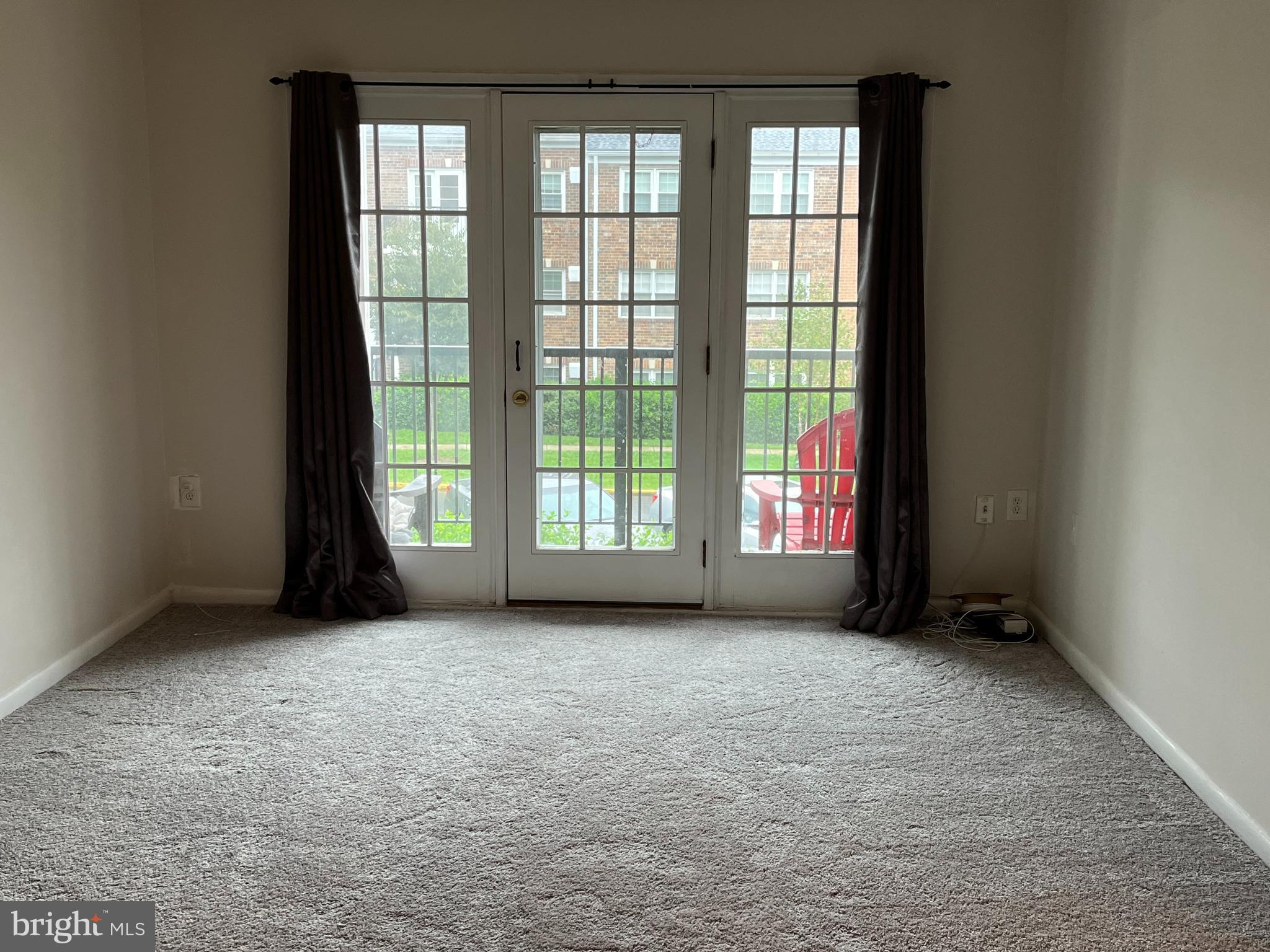 FOXCROFT COLONY CONDOS - Residential Lease