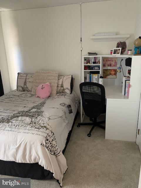 BELLS MILL ESTATES - Residential Lease