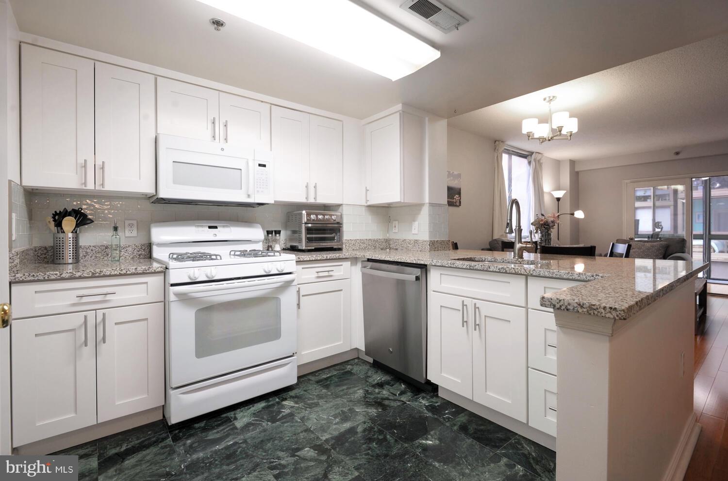 1045 N UTAH STREET 2-309