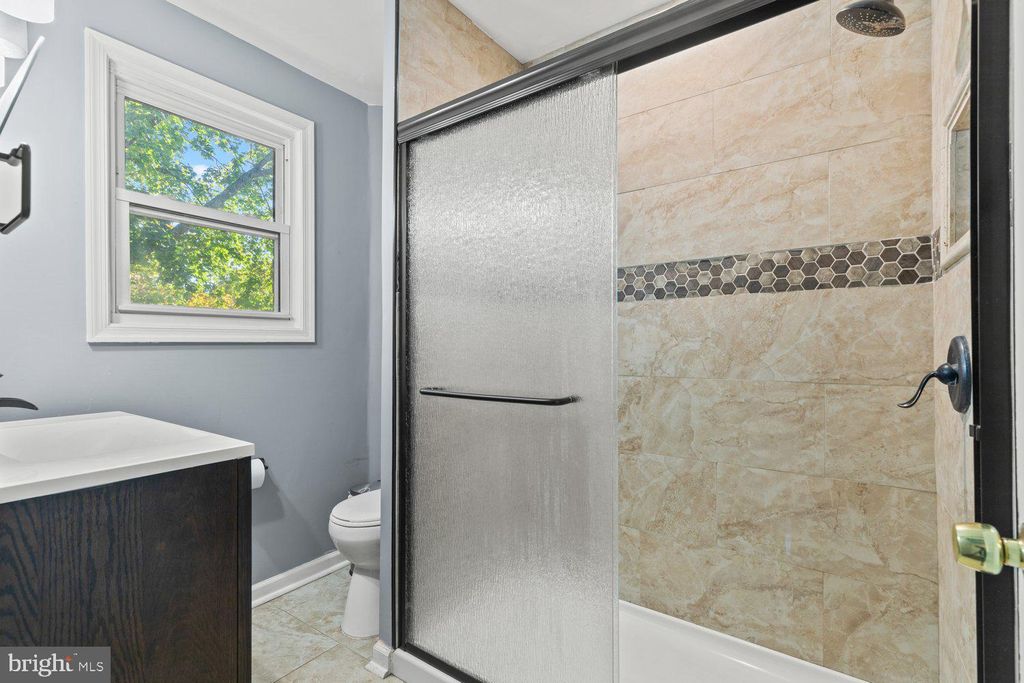 Photo of 972 CENTER AVE, LANCASTER, PA 17601 (MLS # PALA2026686)