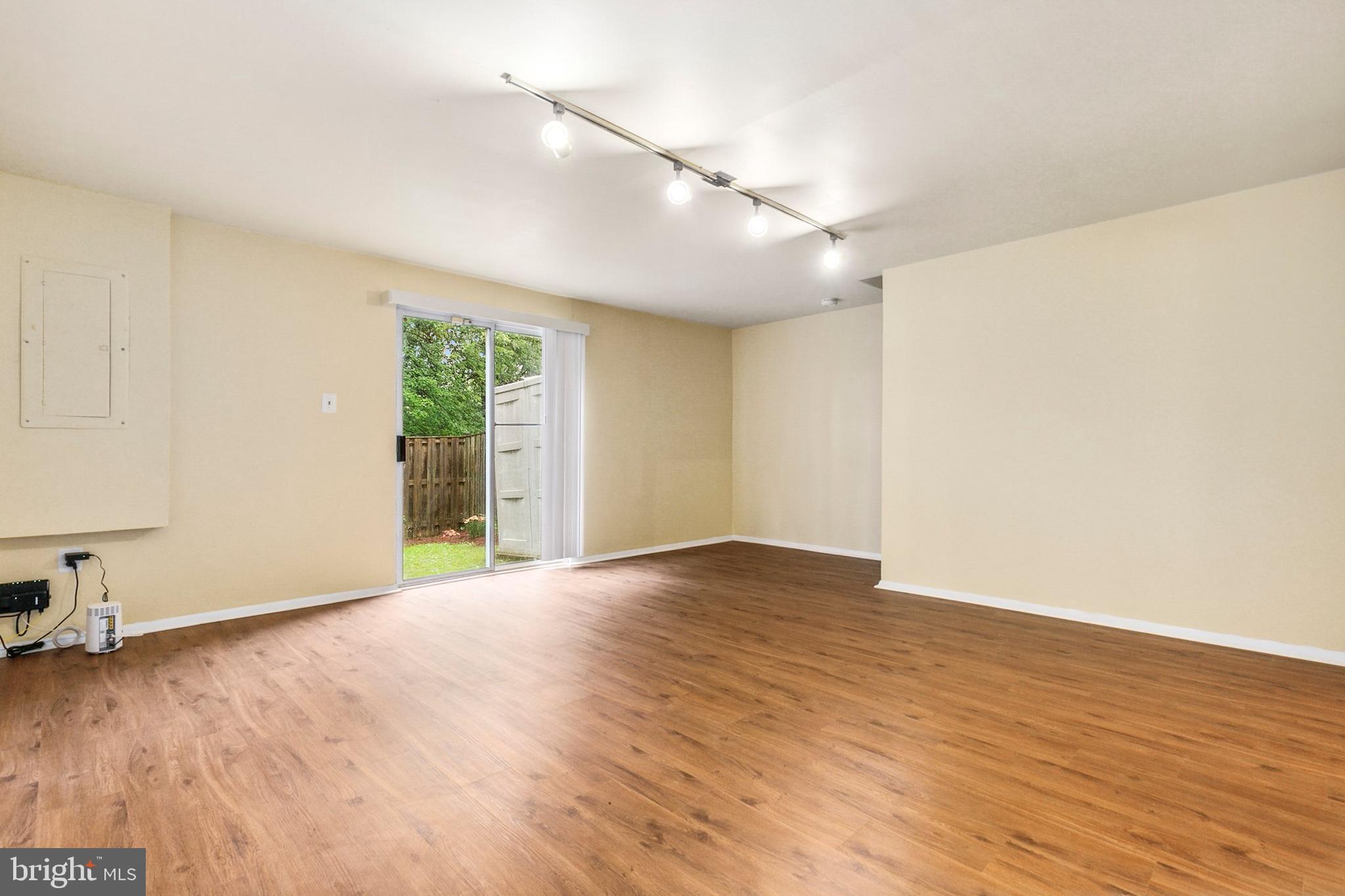 EMORY GROVE PARK - Residential