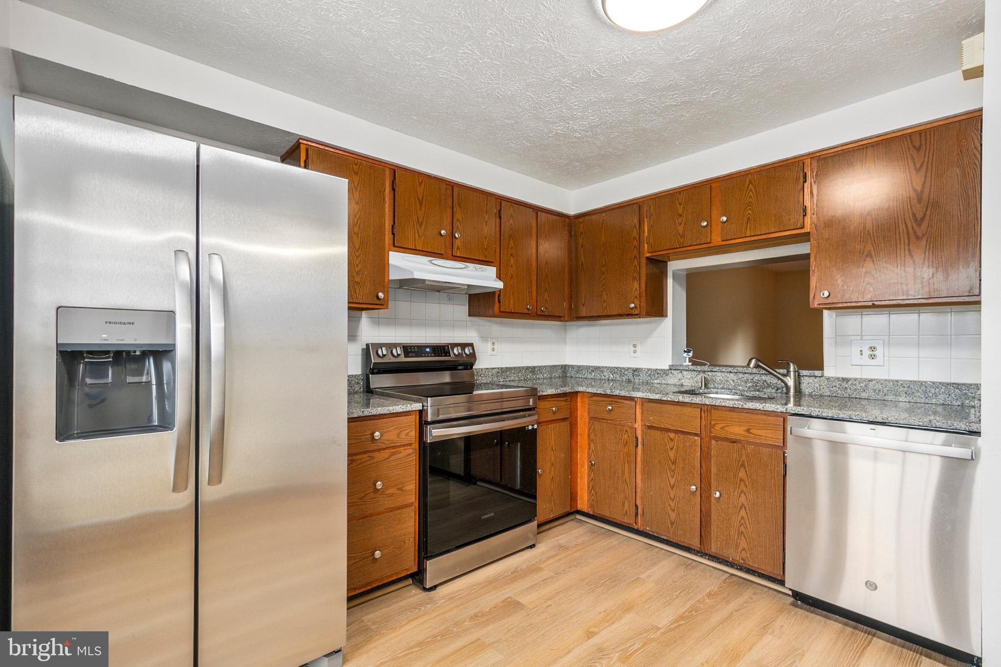 EMORY GROVE PARK - Residential