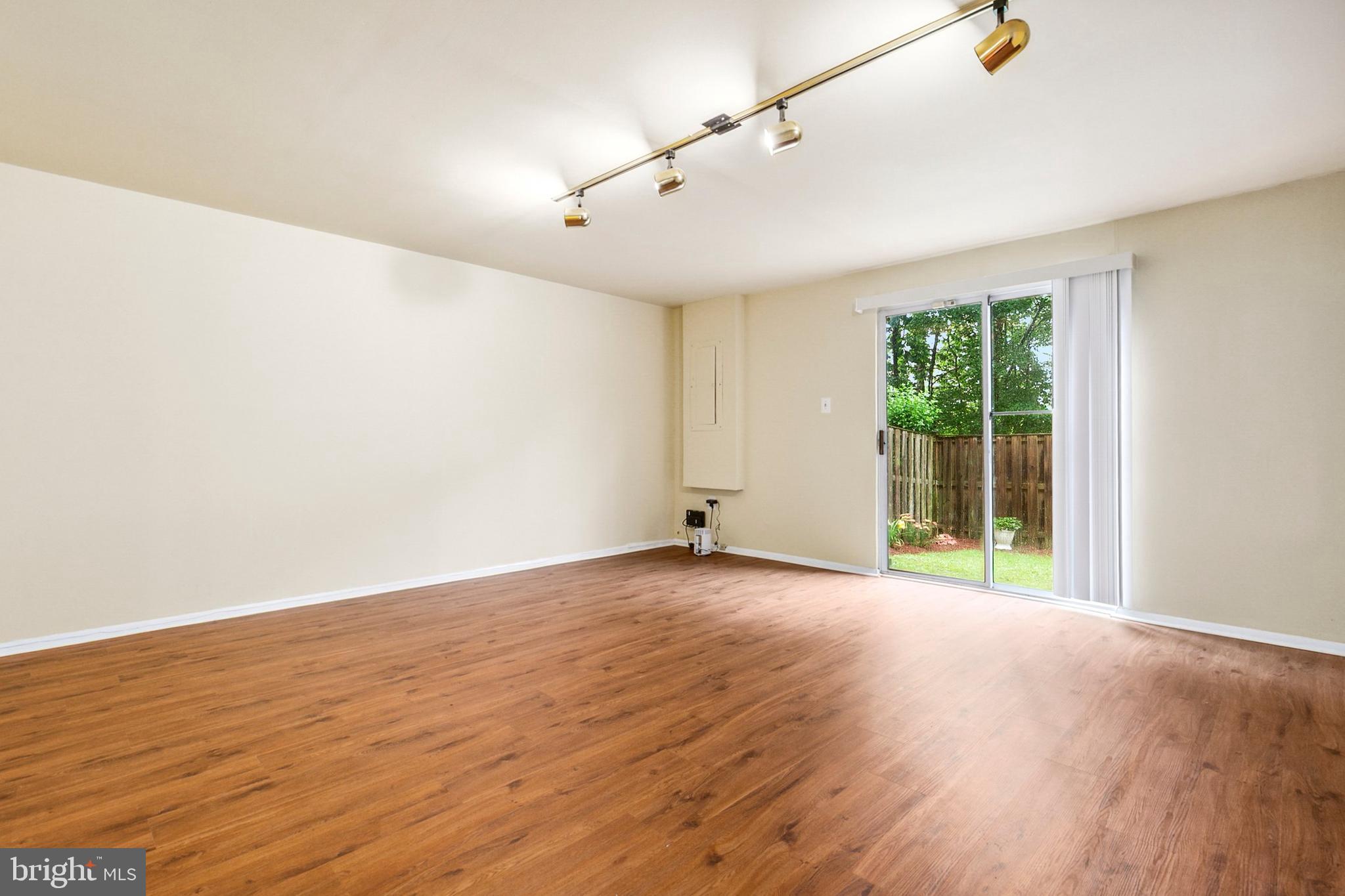 EMORY GROVE PARK - Residential