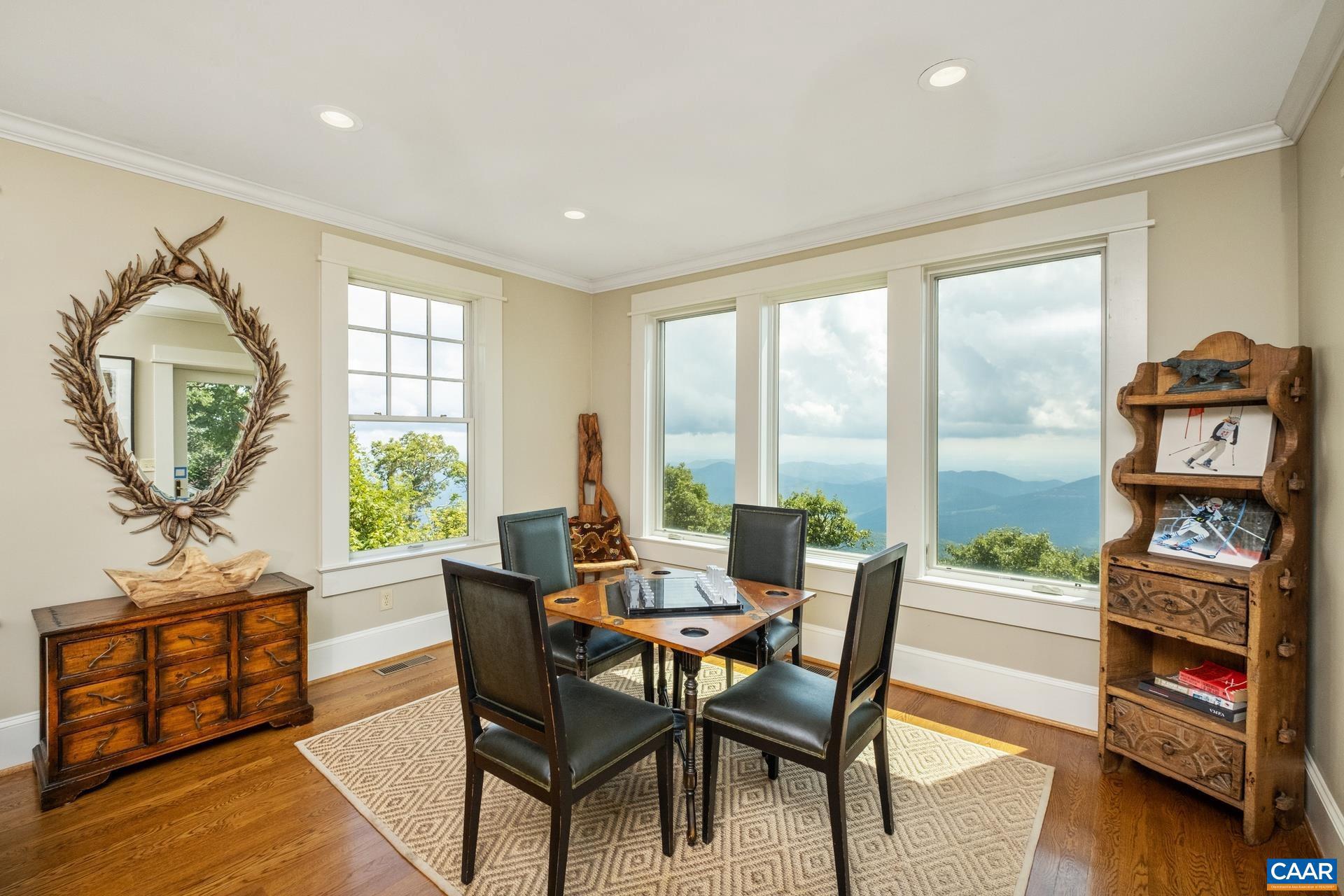 WINTERGREEN RESORT - Residential