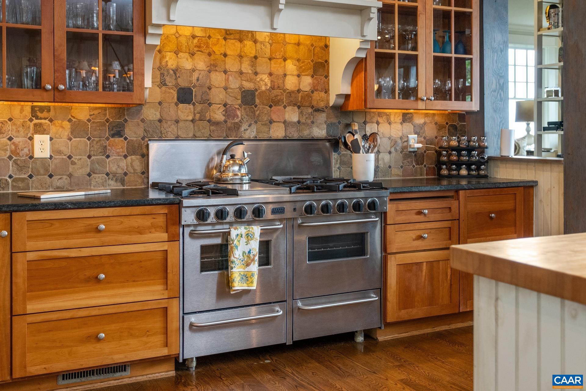 WINTERGREEN RESORT - Residential