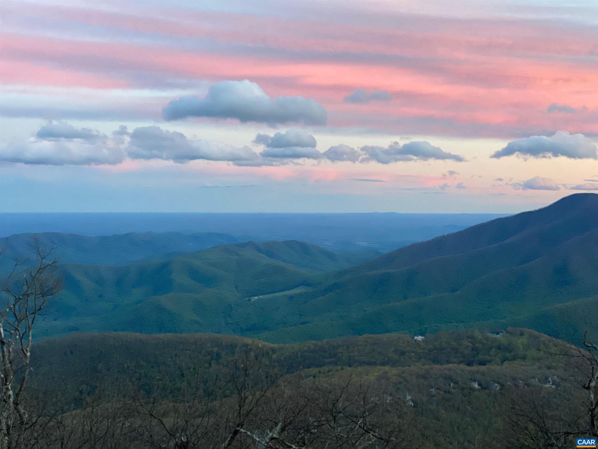 WINTERGREEN RESORT - Residential
