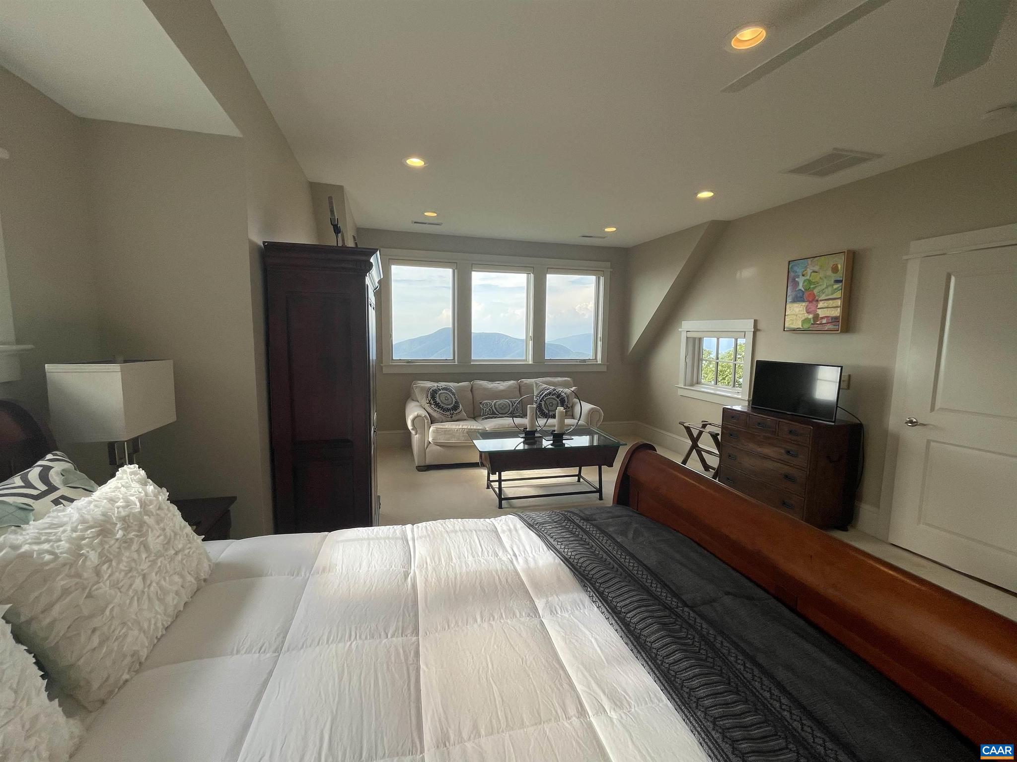 WINTERGREEN RESORT - Residential