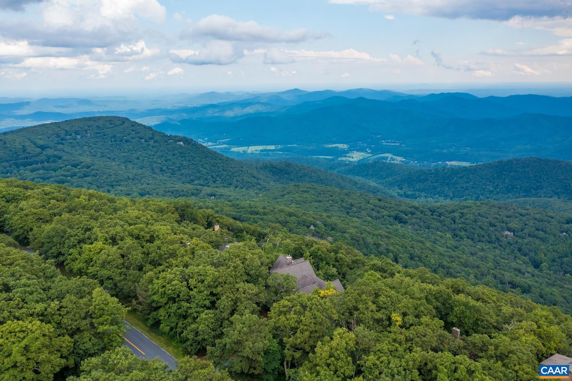 WINTERGREEN RESORT - Residential