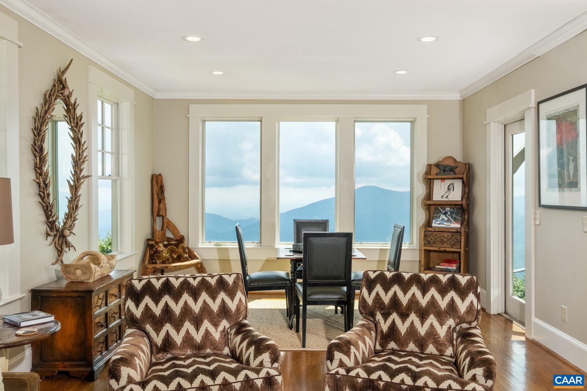 WINTERGREEN RESORT - Residential