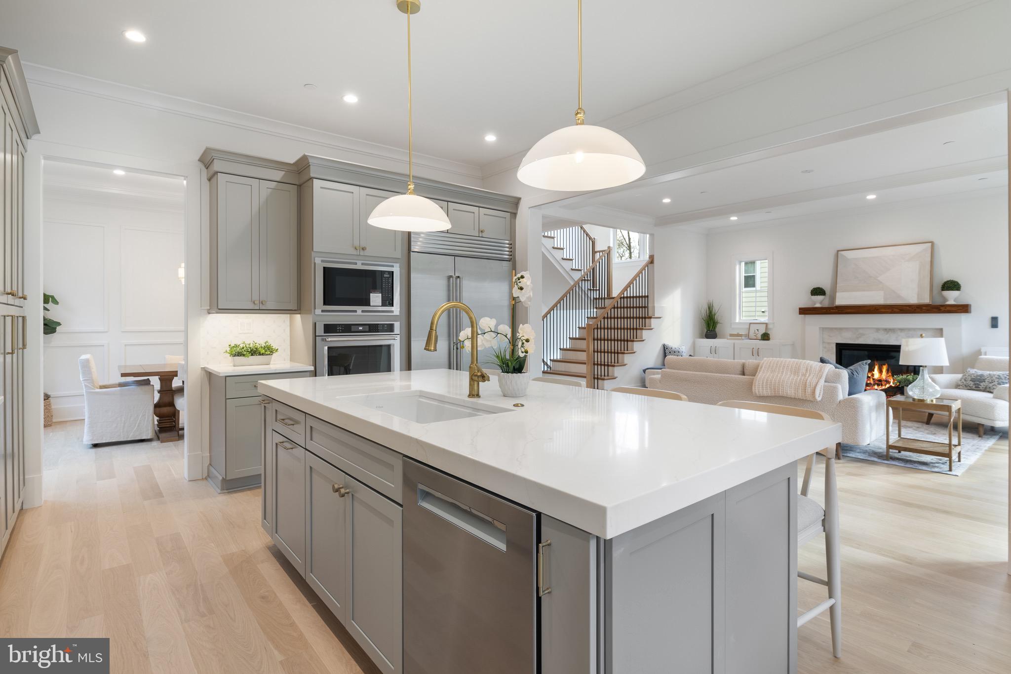 HUNTINGTON TERRACE - Residential