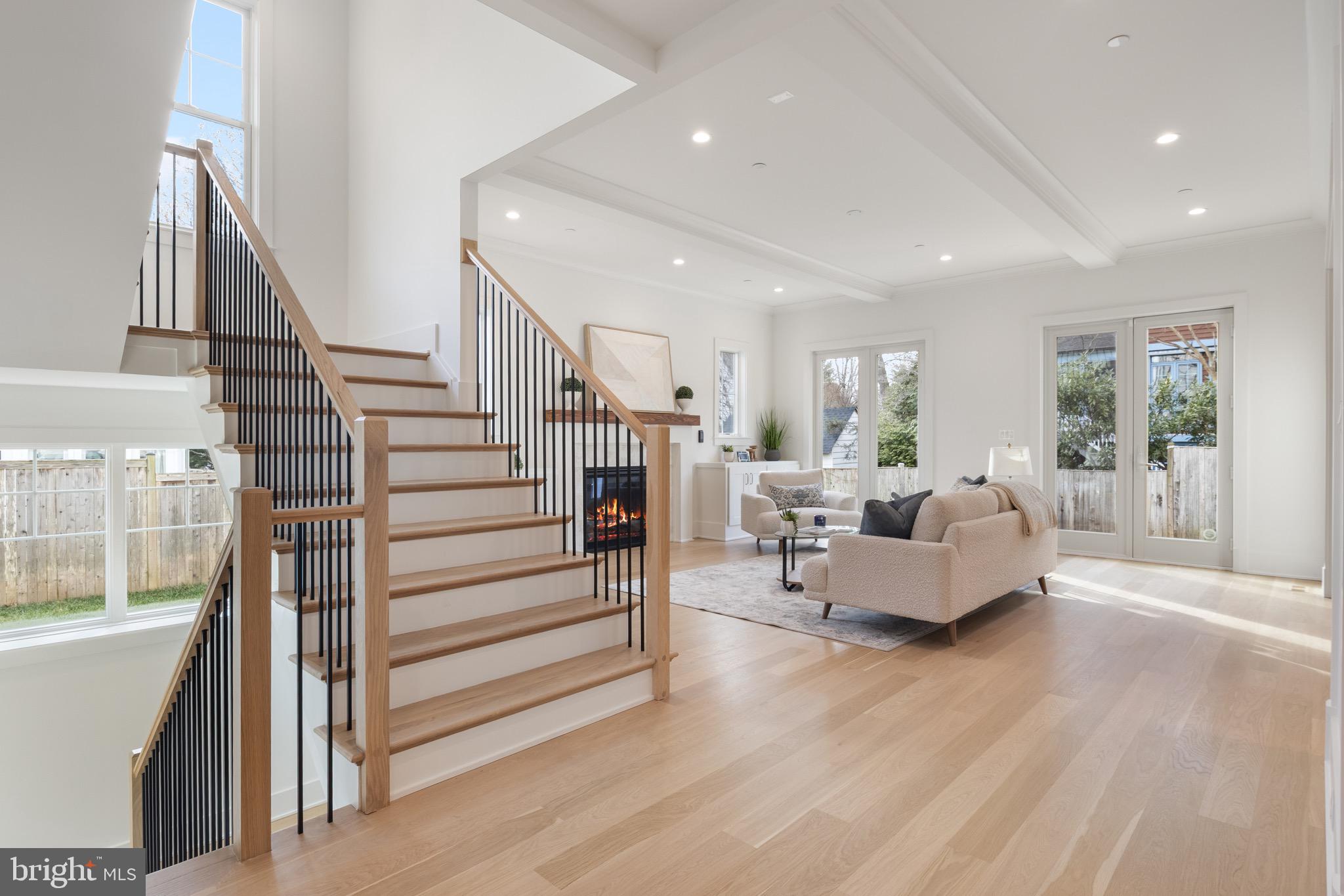 HUNTINGTON TERRACE - Residential