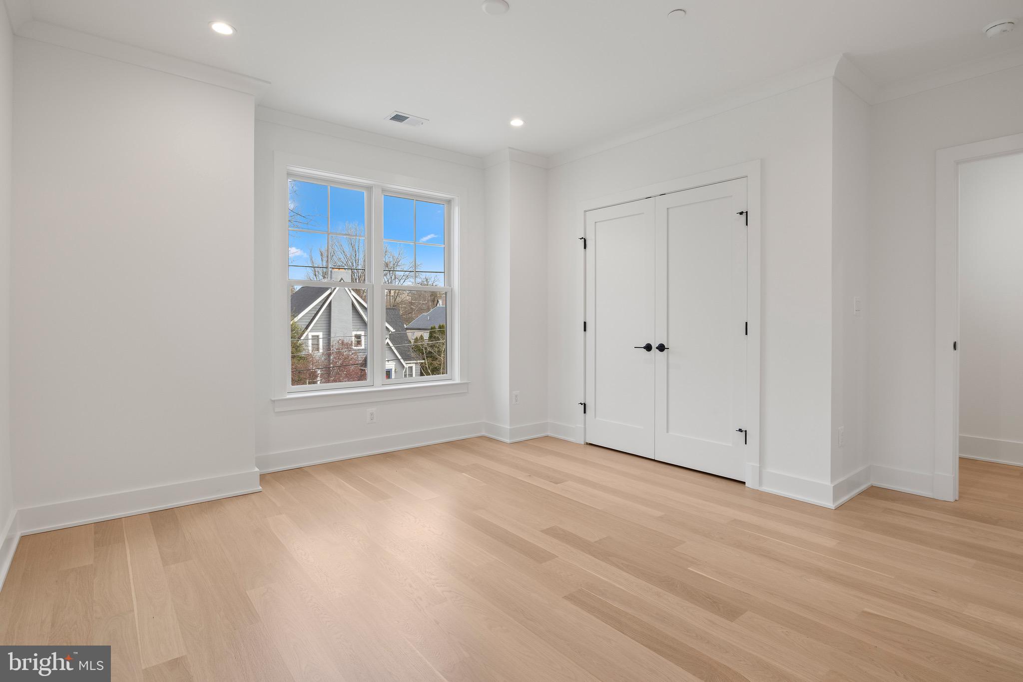 HUNTINGTON TERRACE - Residential