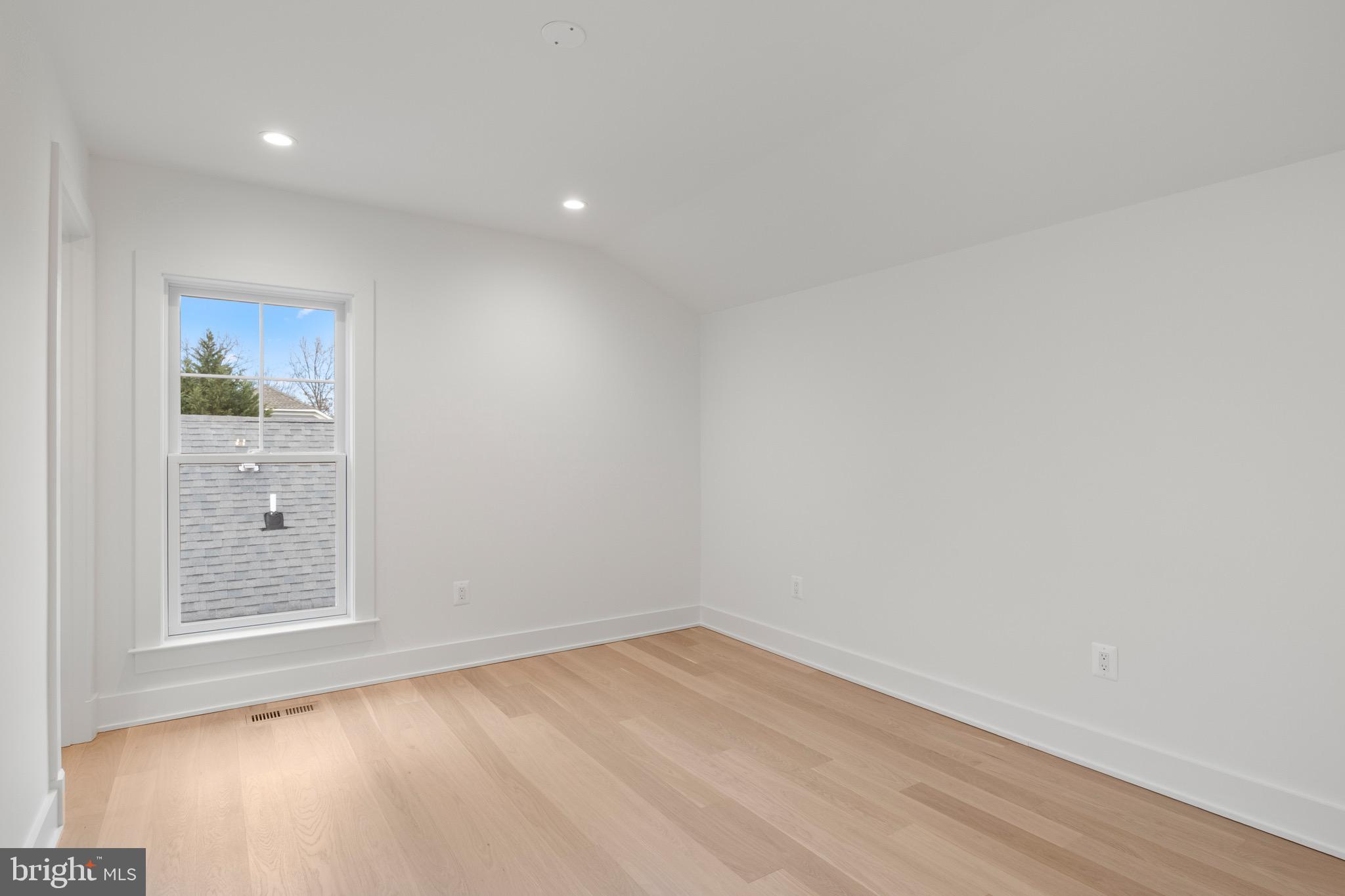 HUNTINGTON TERRACE - Residential