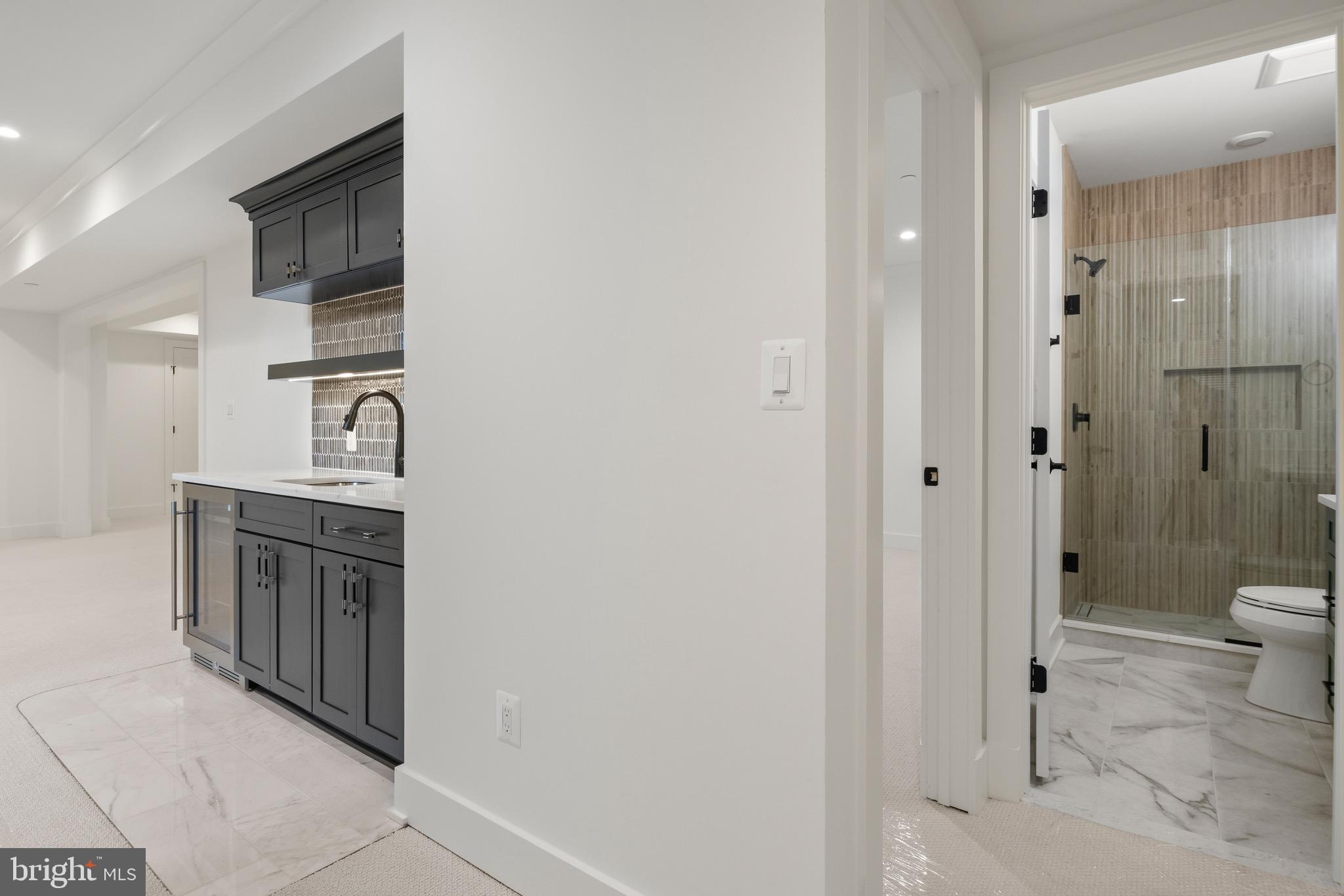 HUNTINGTON TERRACE - Residential