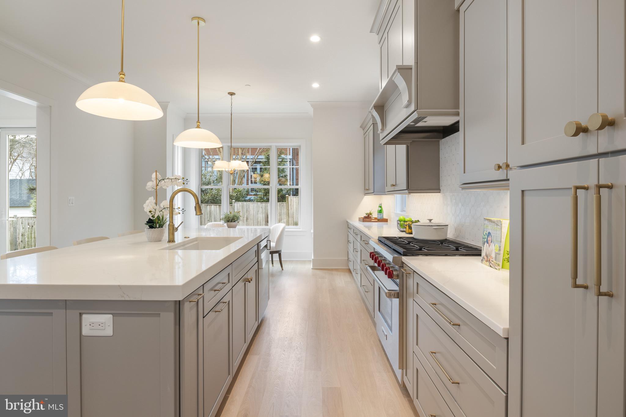 HUNTINGTON TERRACE - Residential