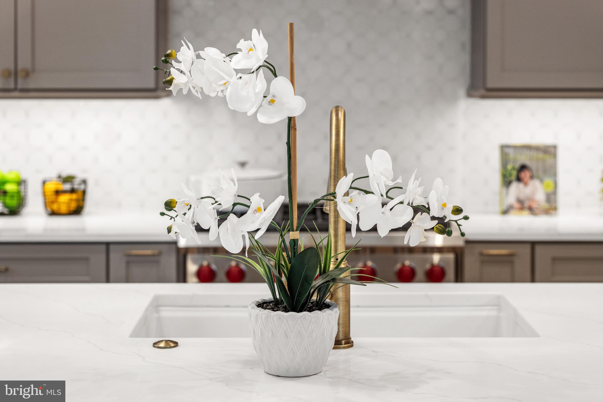 HUNTINGTON TERRACE - Residential