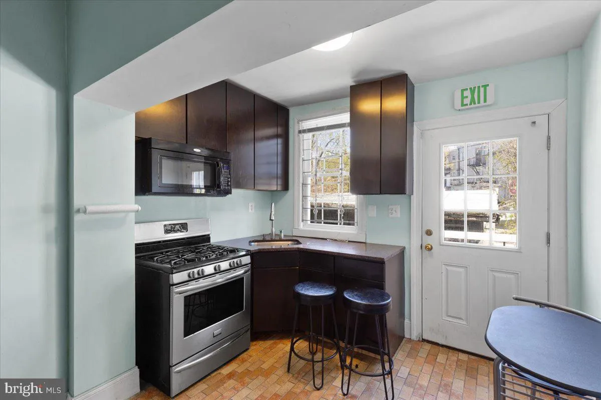 Baltimore, Maryland 21215, United States, 4 Bedrooms Bedrooms, ,3 BathroomsBathrooms,Residential,Active,186145