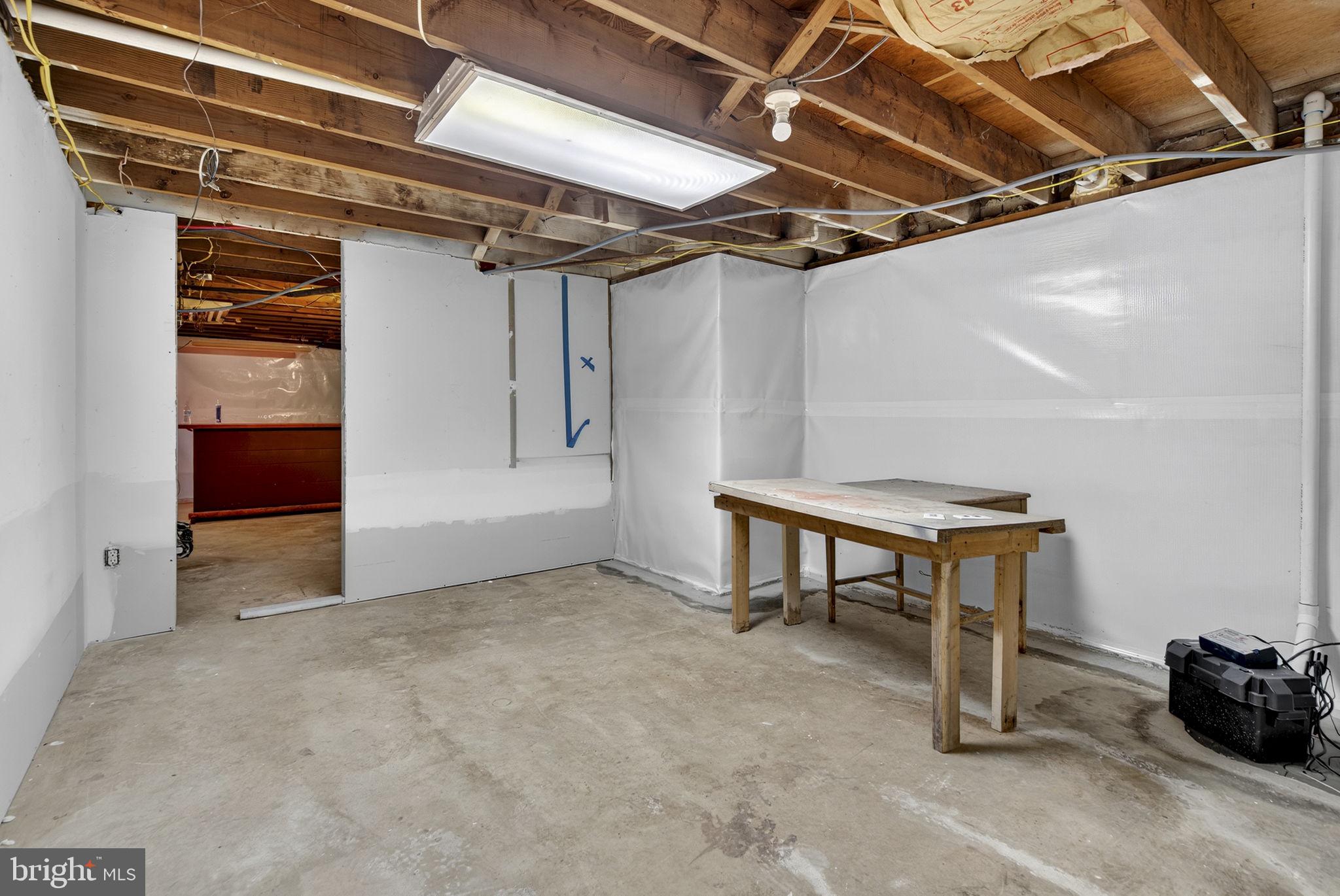 BROKEN HILLS - Residential