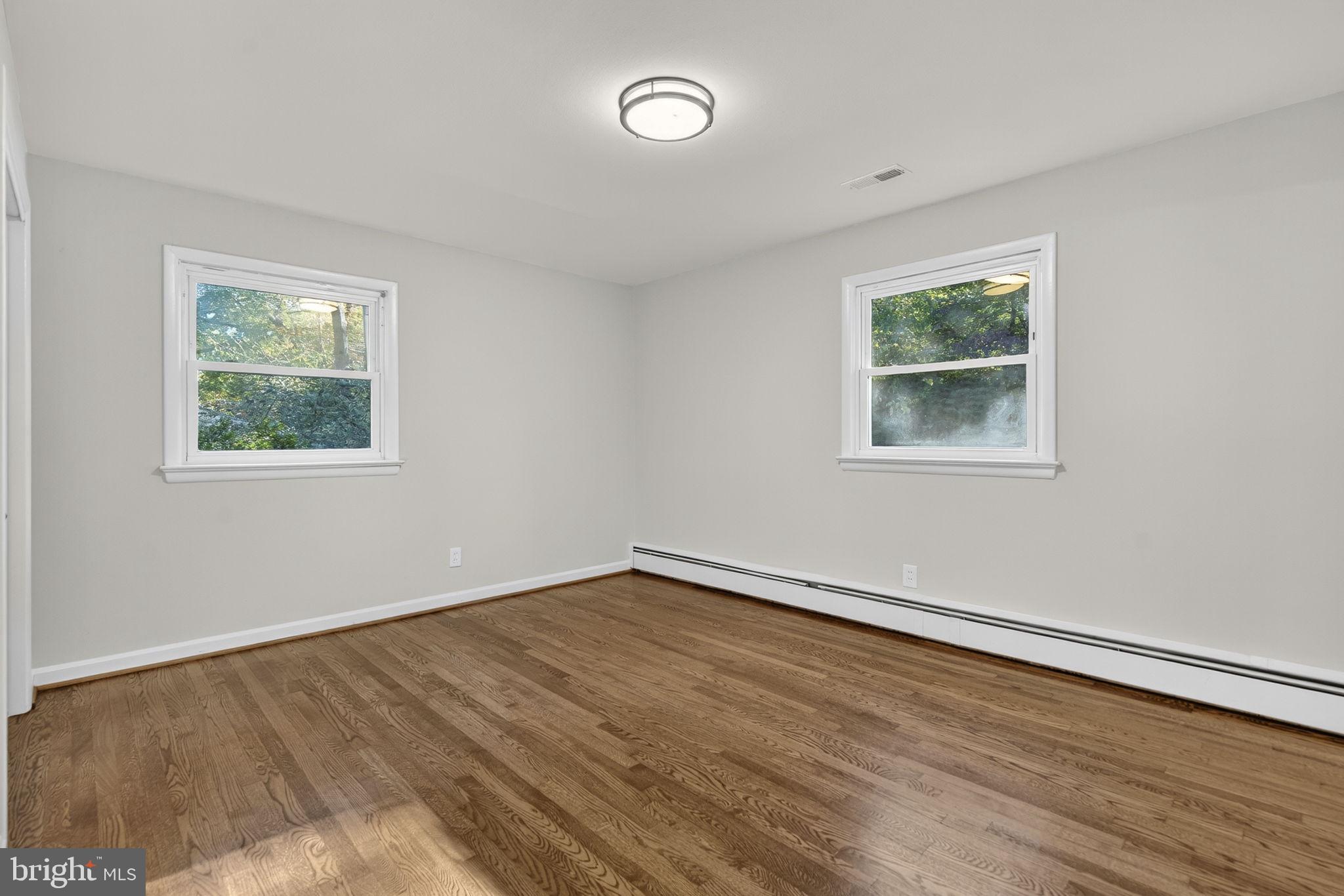 BROKEN HILLS - Residential