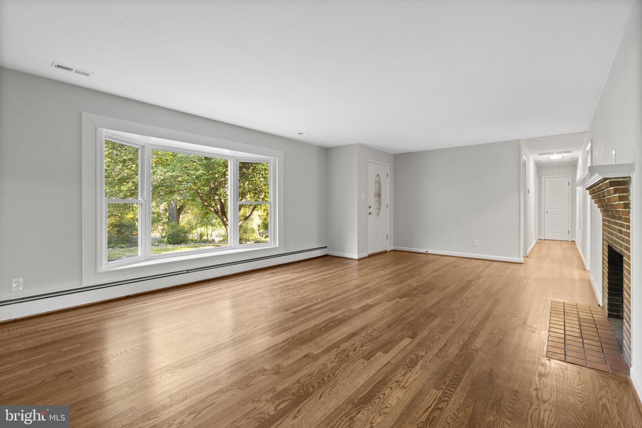 BROKEN HILLS - Residential