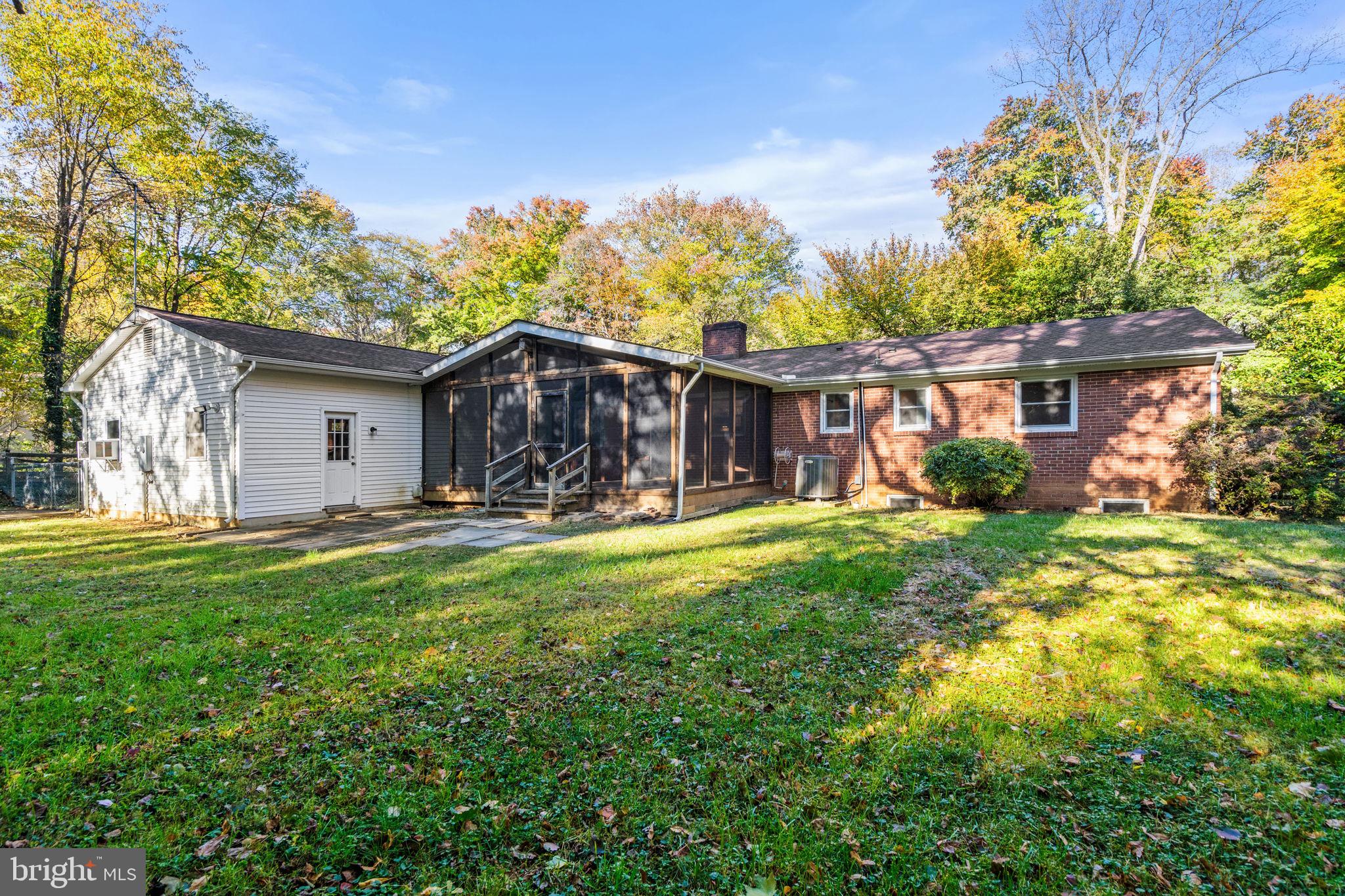 BROKEN HILLS - Residential