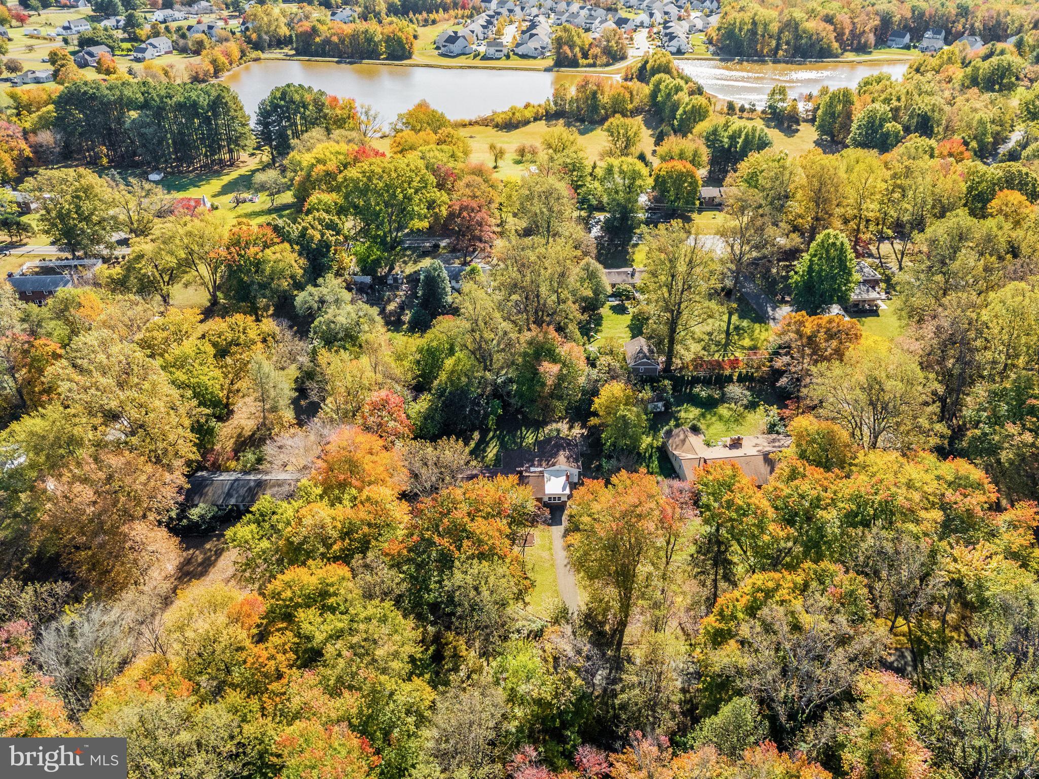 BROKEN HILLS - Residential