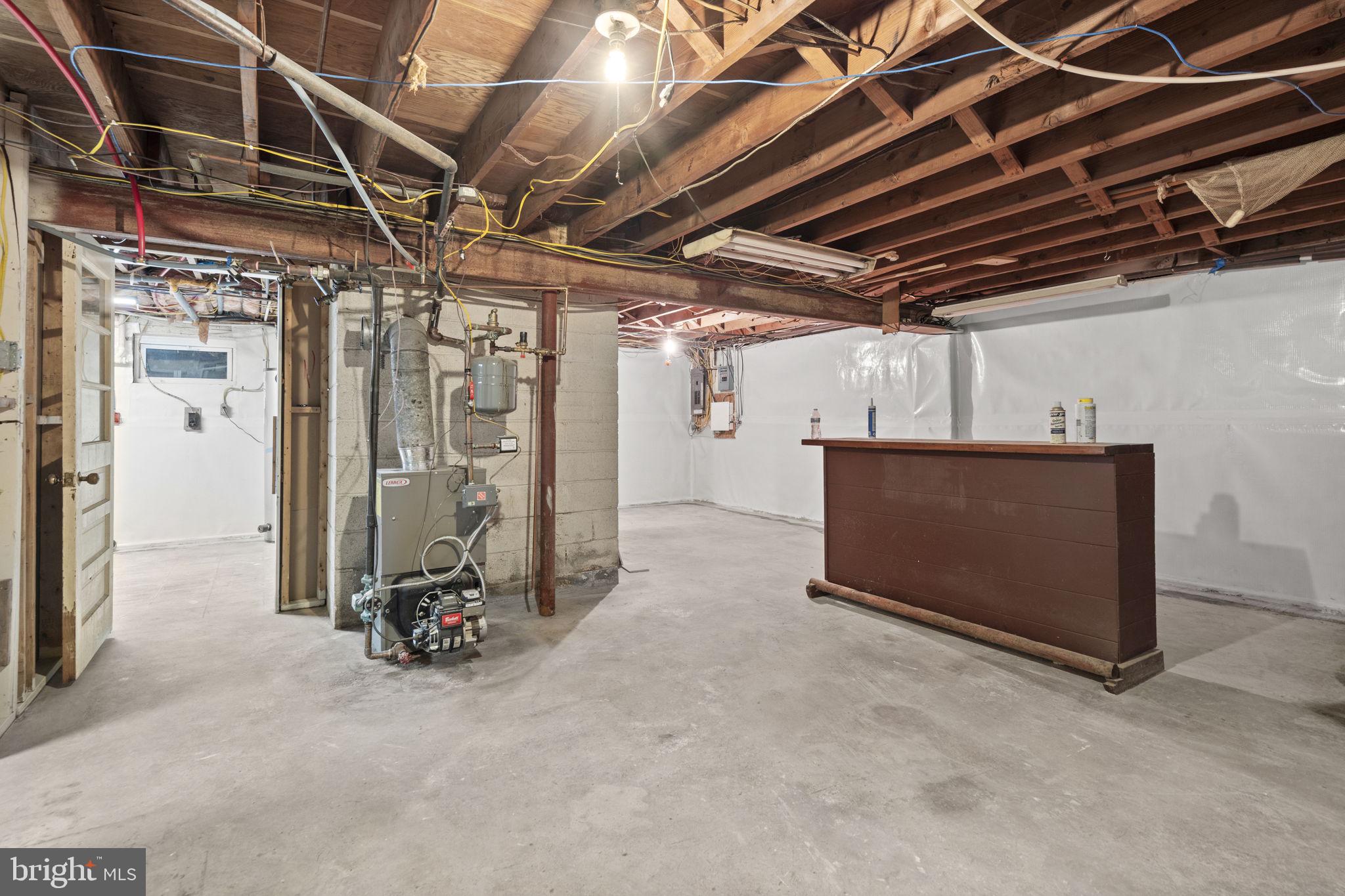 BROKEN HILLS - Residential