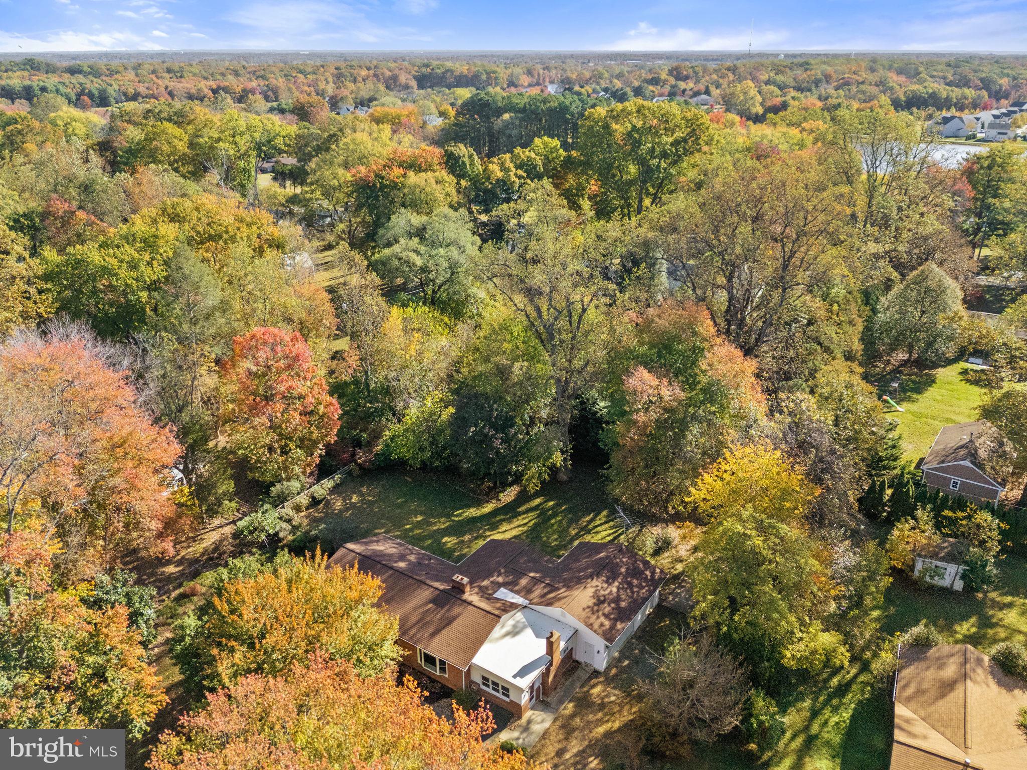 BROKEN HILLS - Residential