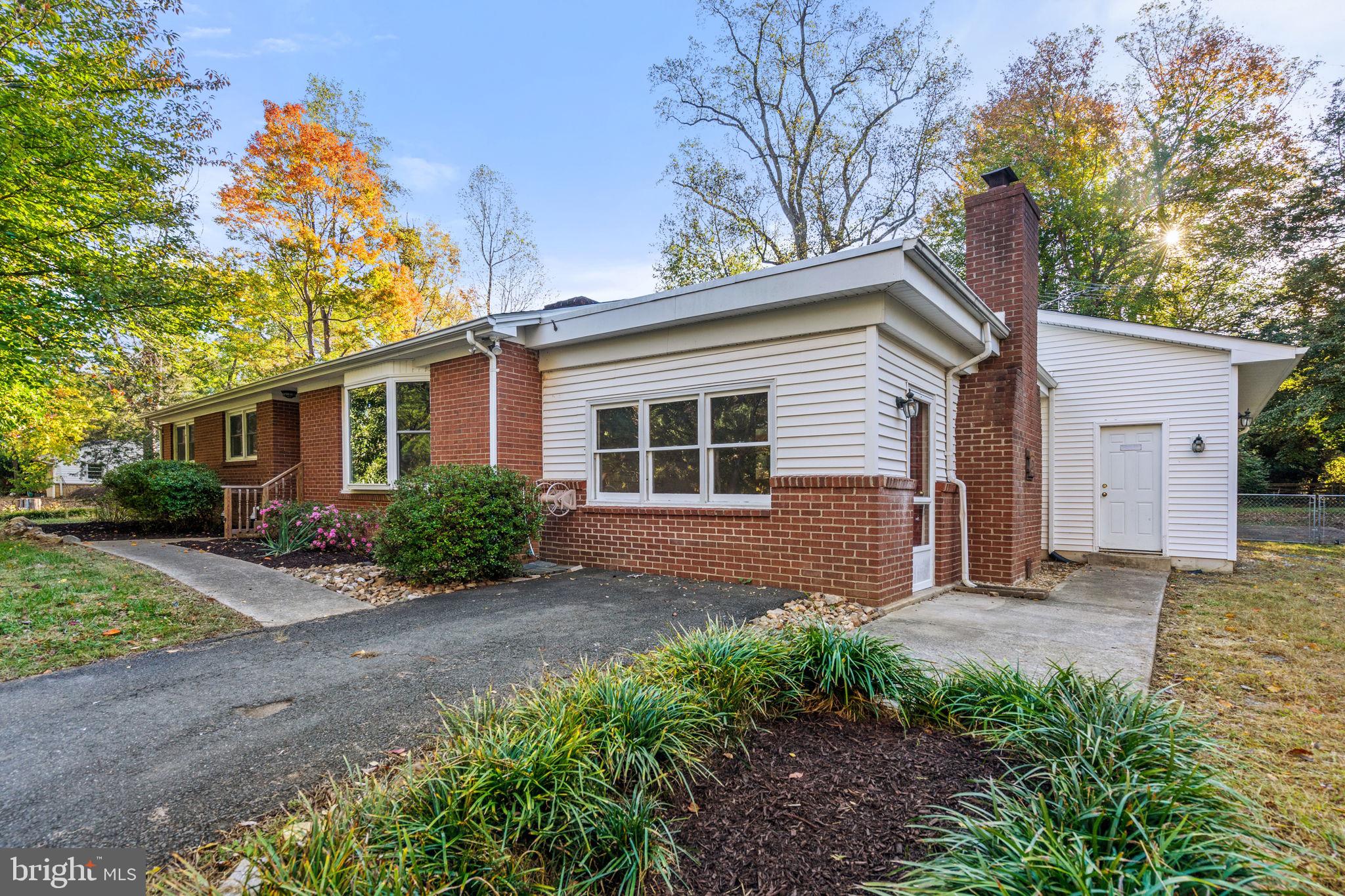 BROKEN HILLS - Residential