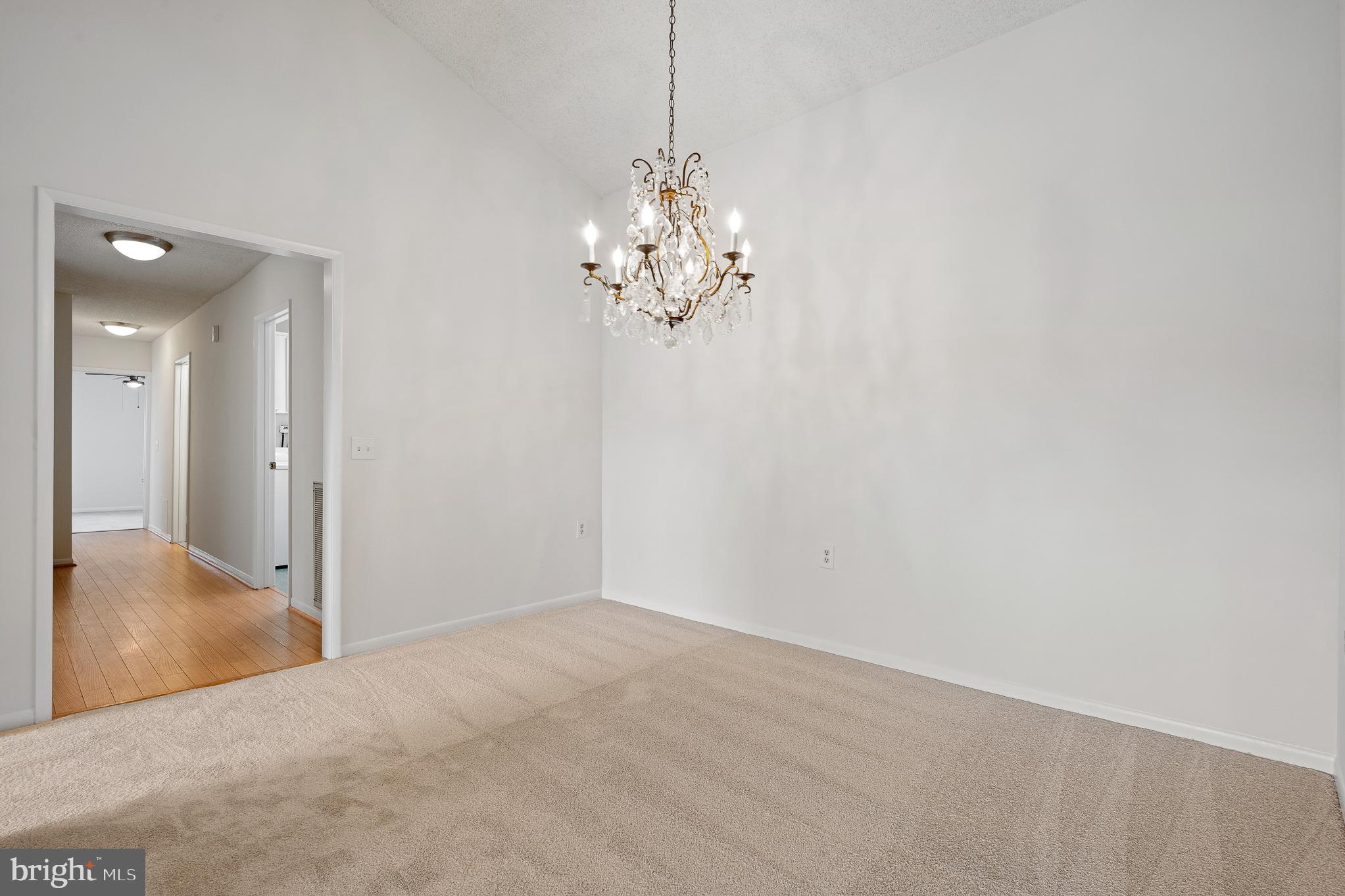 LEISURE WORLD - Residential