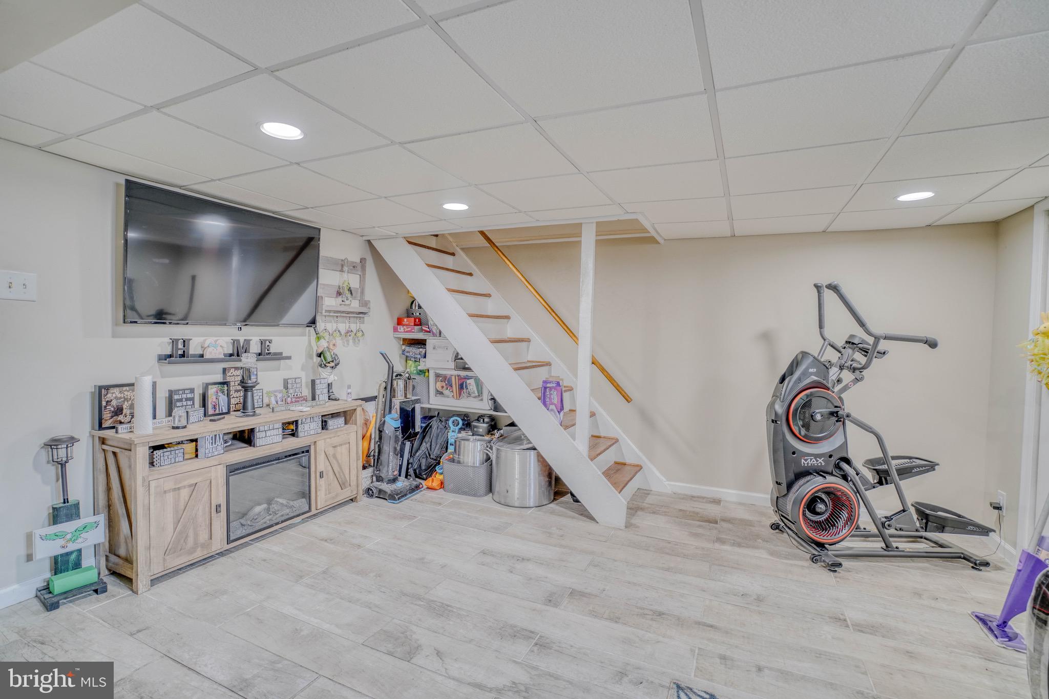 BRIDESBURG - Residential