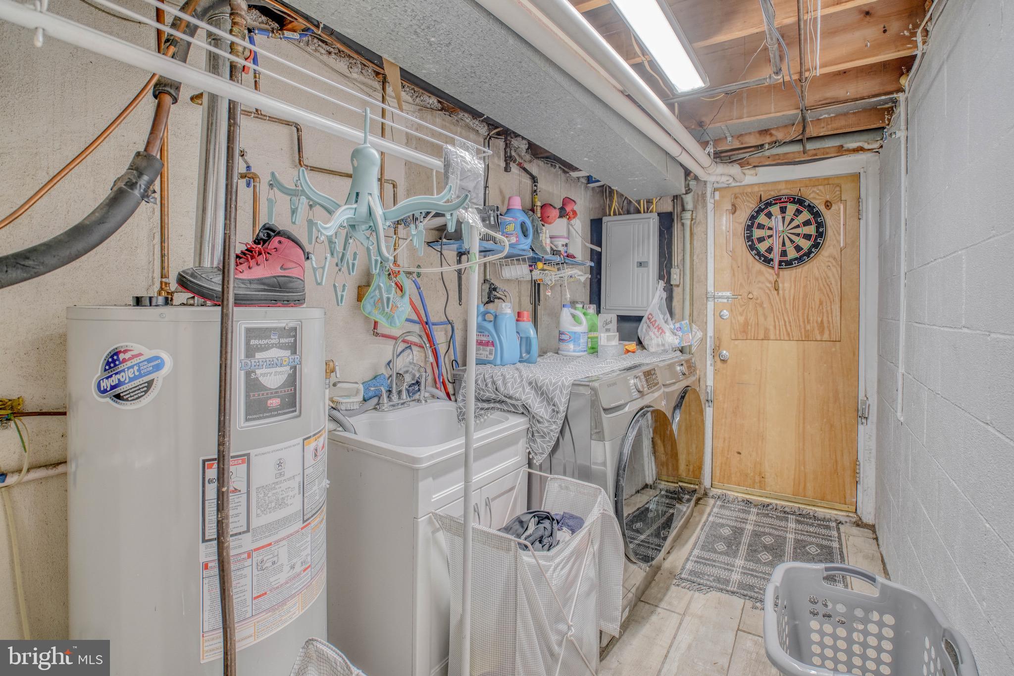 BRIDESBURG - Residential