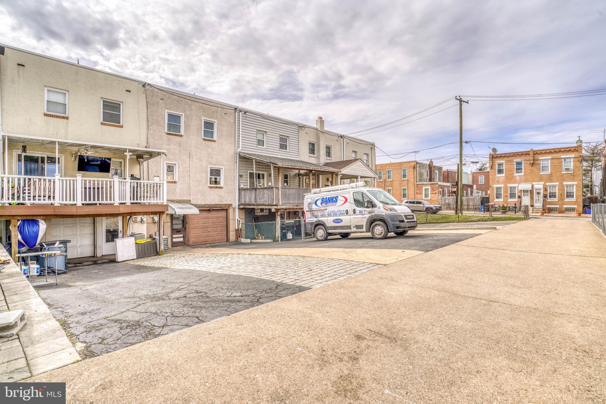 BRIDESBURG - Residential