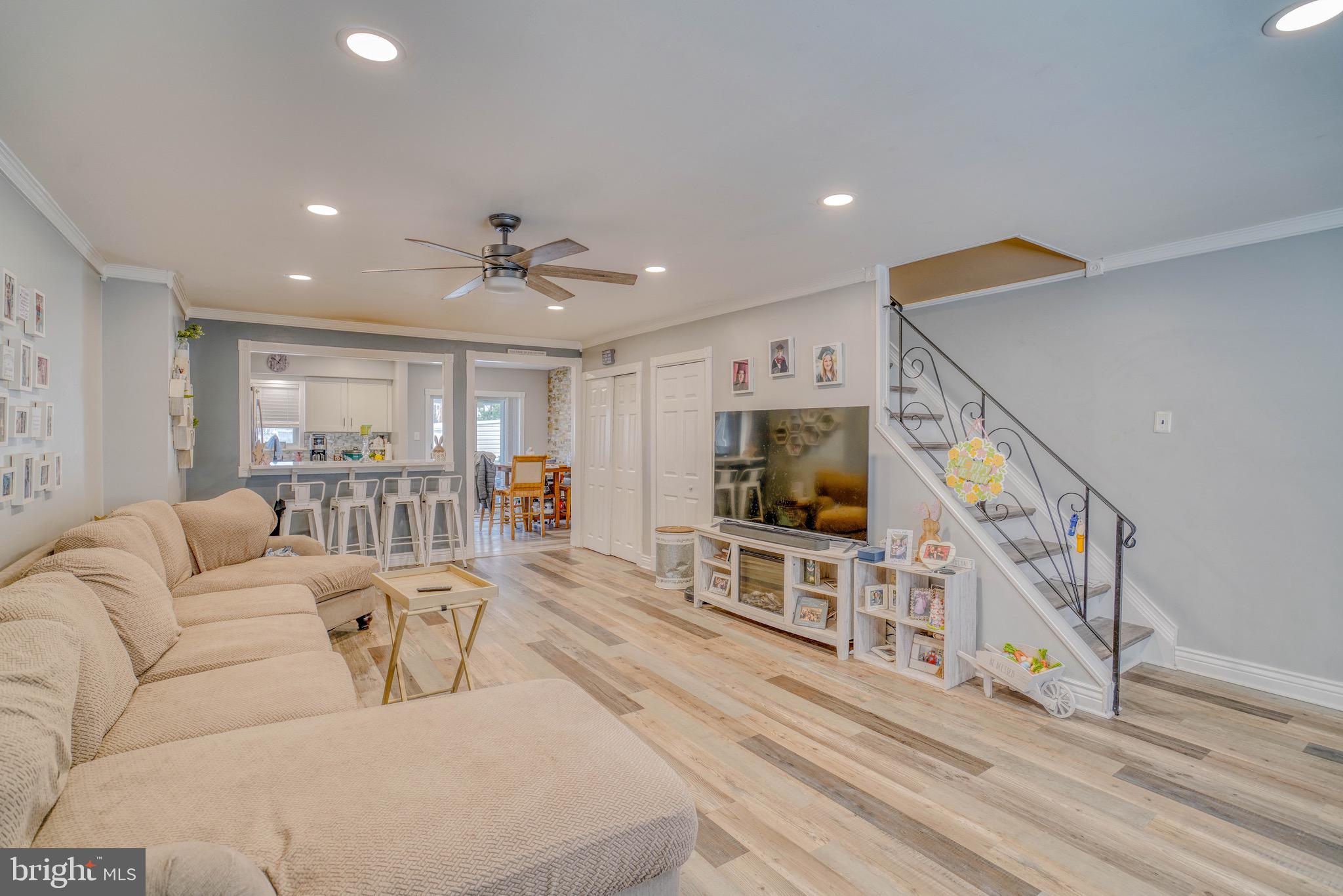 BRIDESBURG - Residential