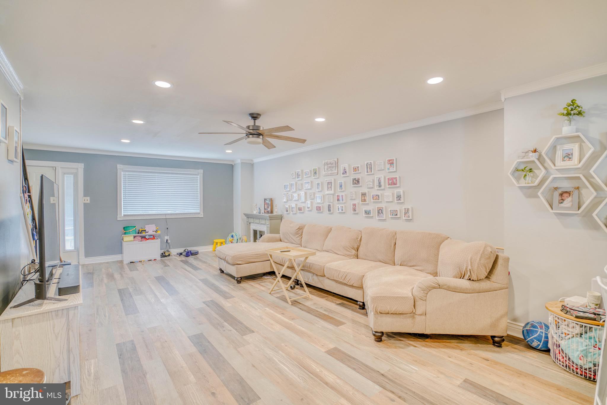 BRIDESBURG - Residential