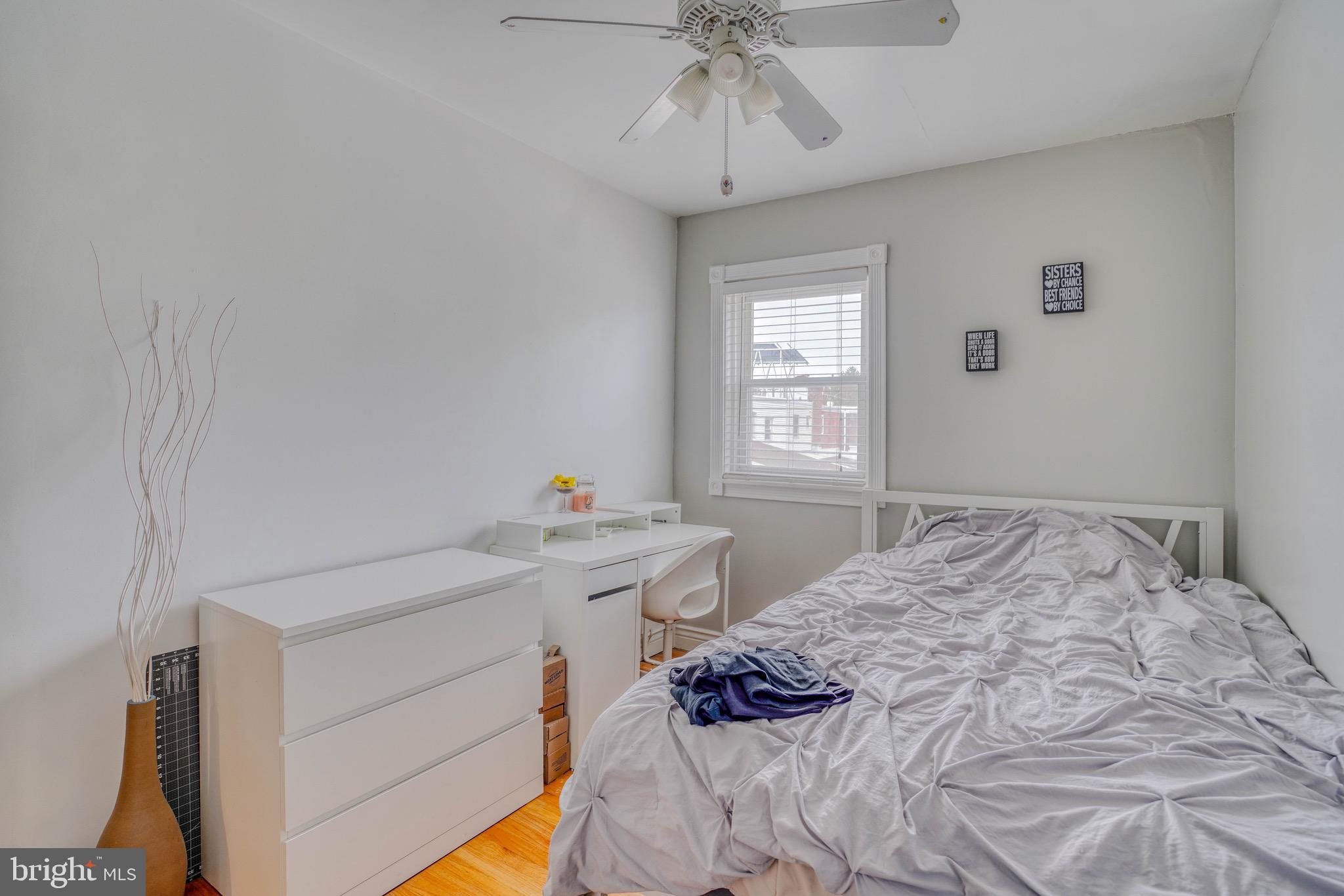 BRIDESBURG - Residential