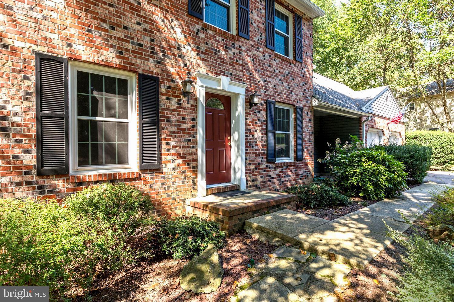 BRIARWOOD - Residential