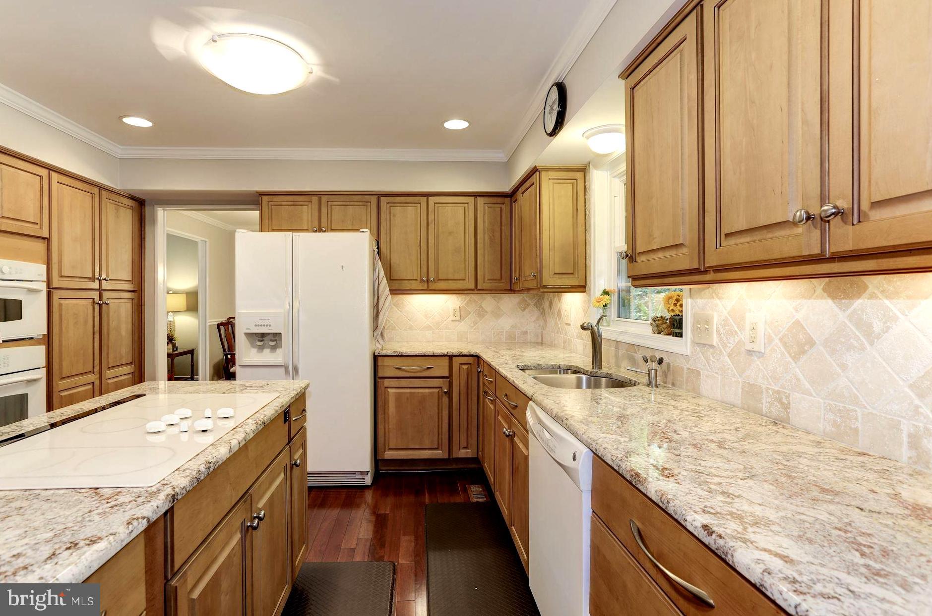 BRIARWOOD - Residential