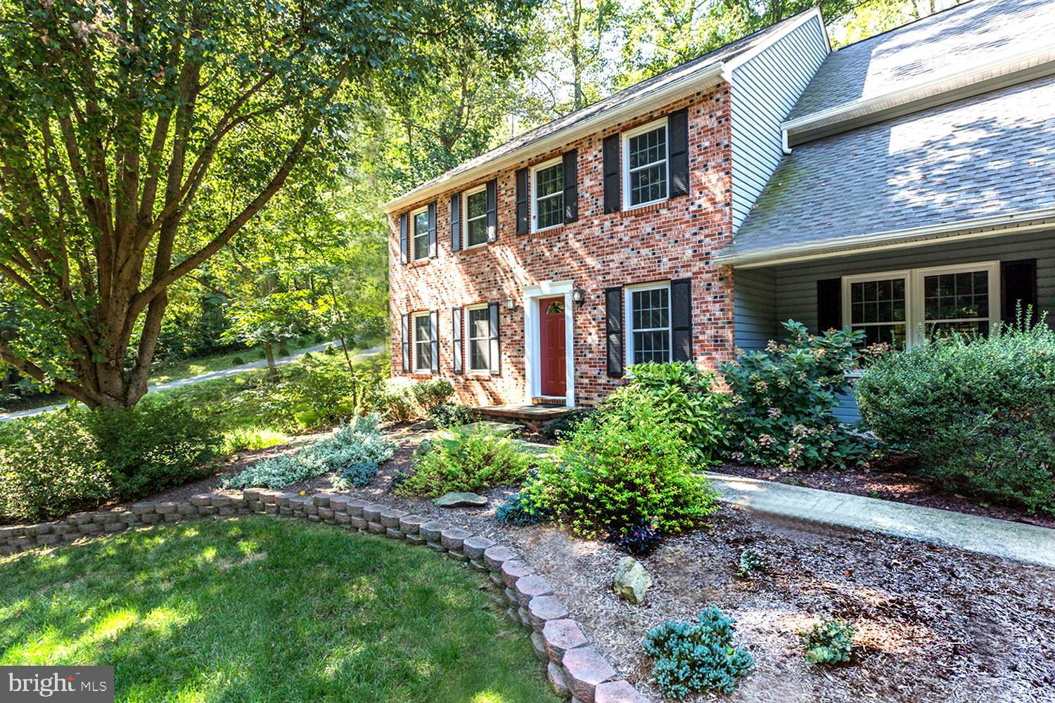 BRIARWOOD - Residential