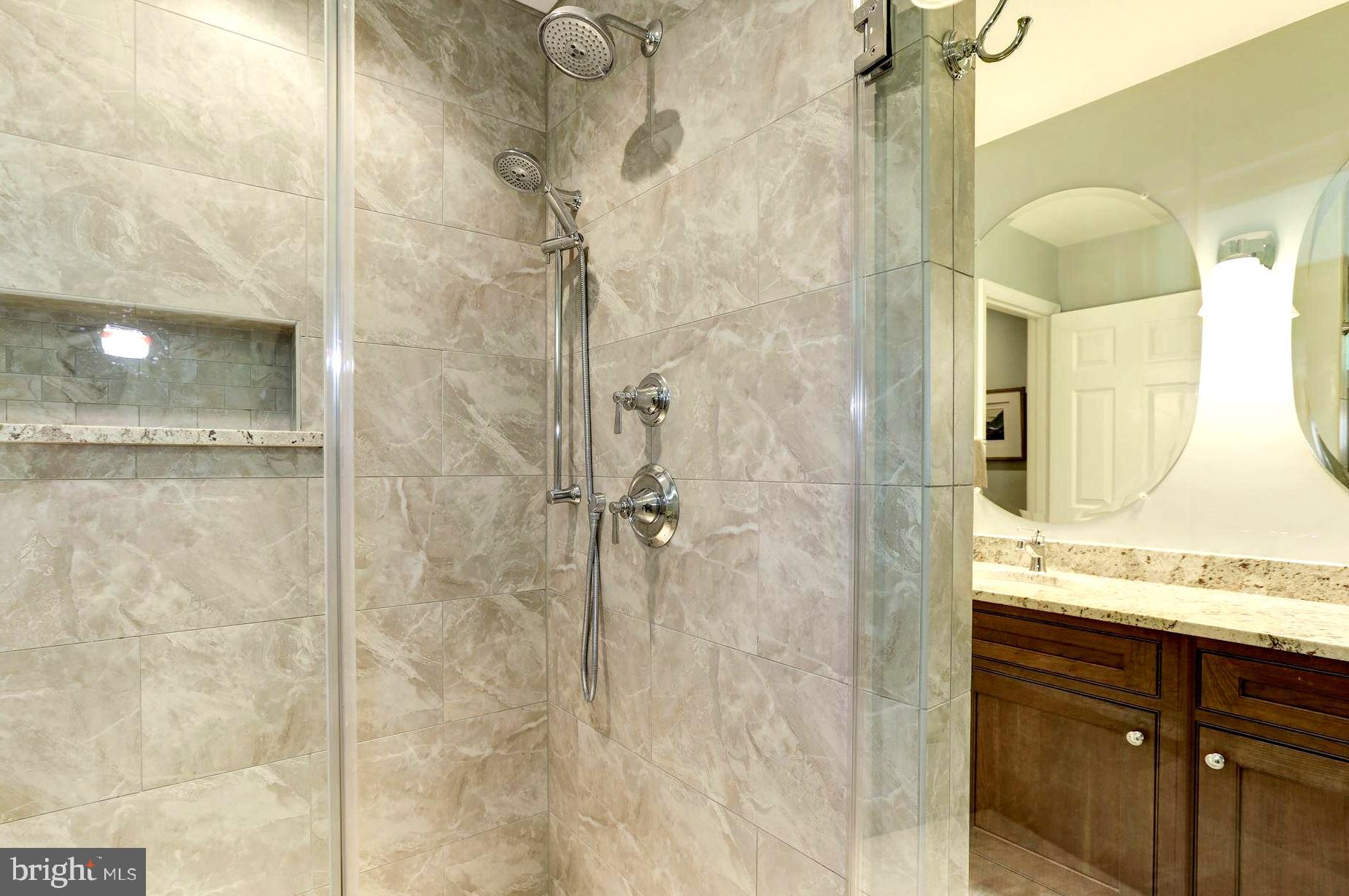 BRIARWOOD - Residential