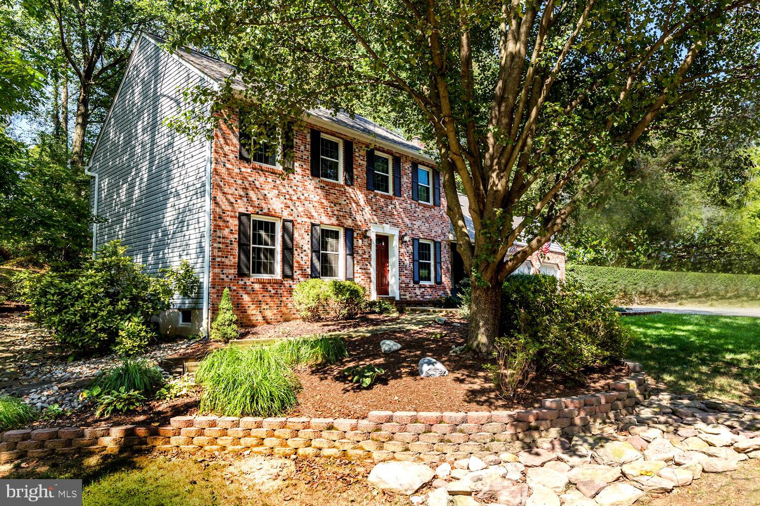 BRIARWOOD - Residential