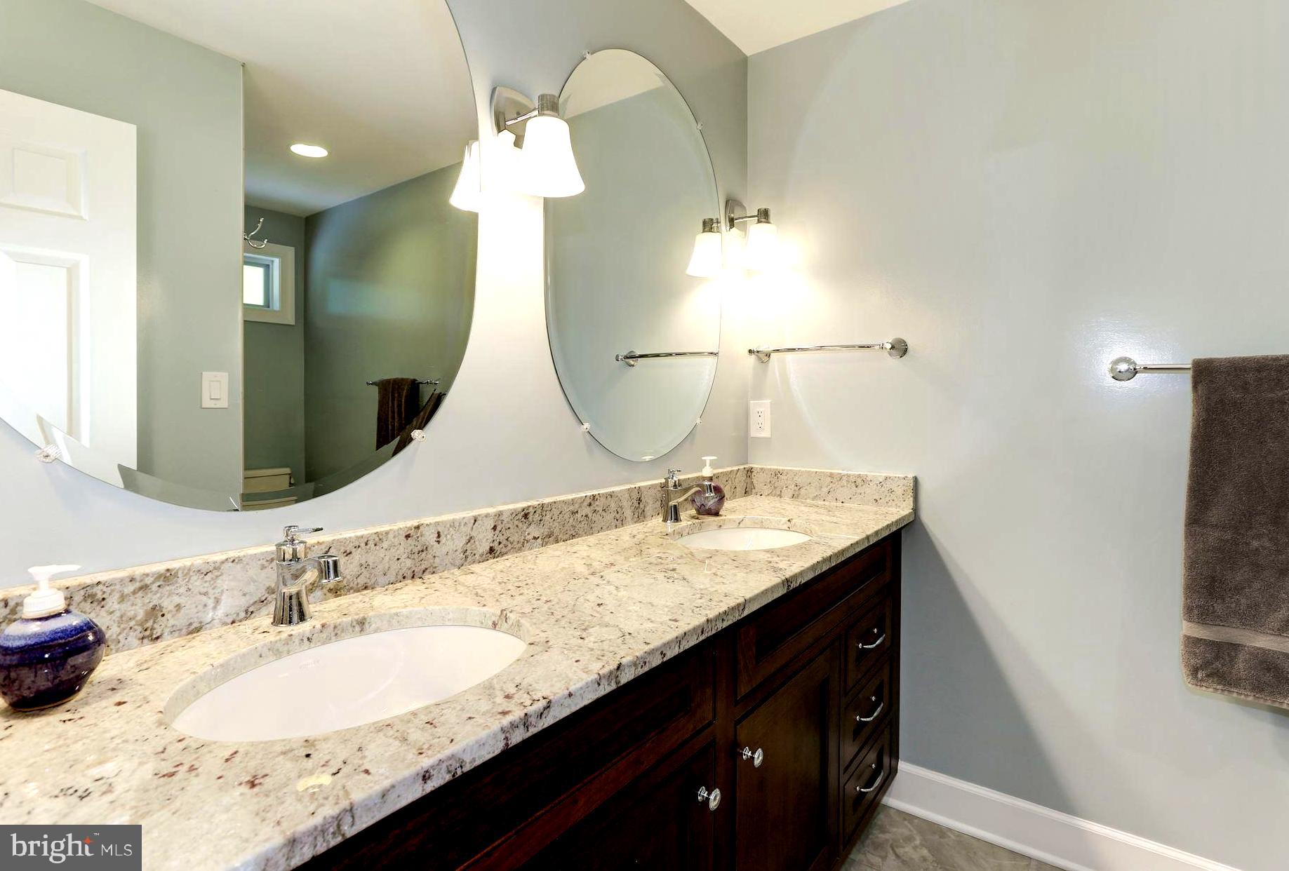 BRIARWOOD - Residential