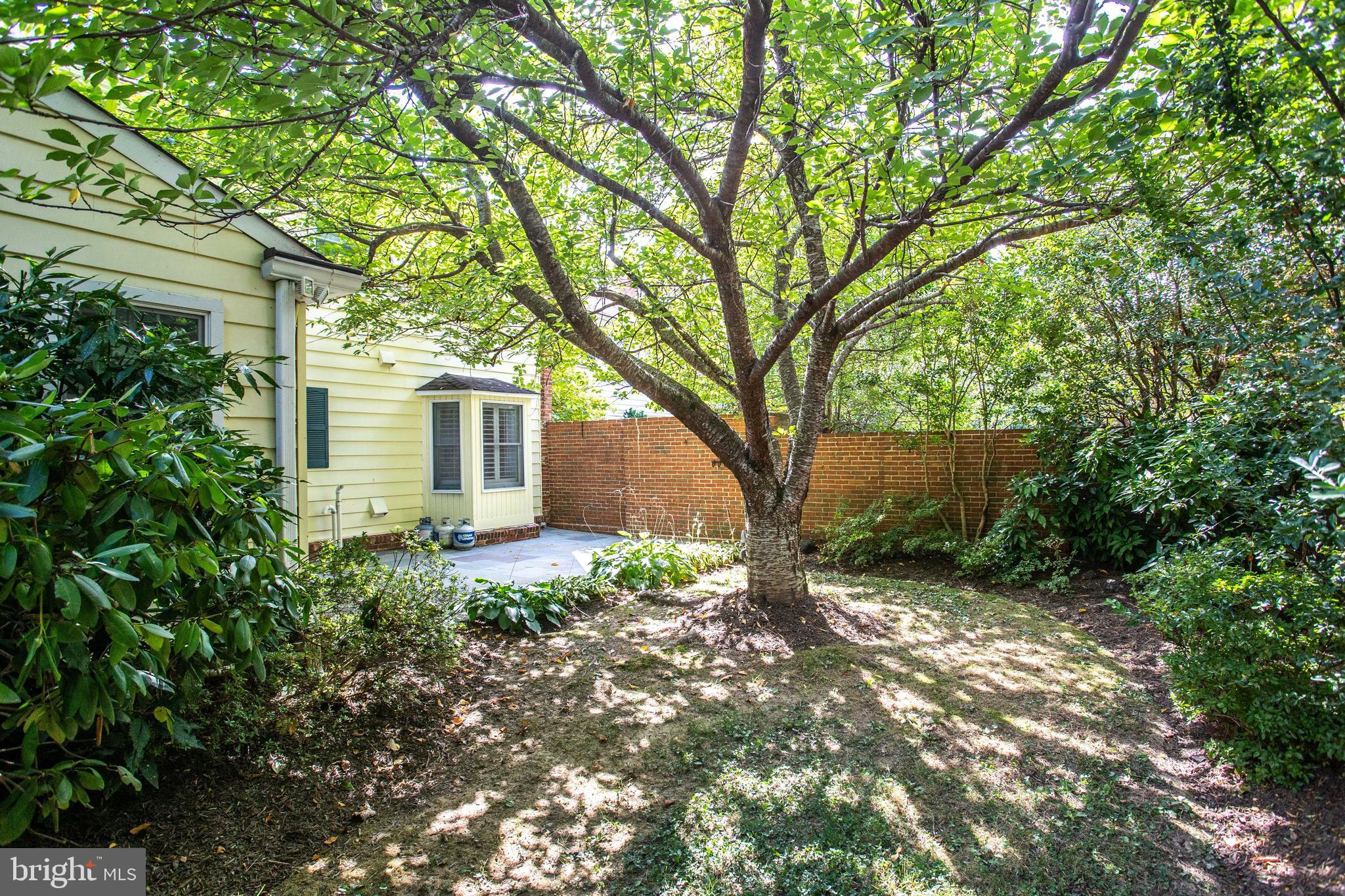 EAST GATE OF POTOMAC - Residential
