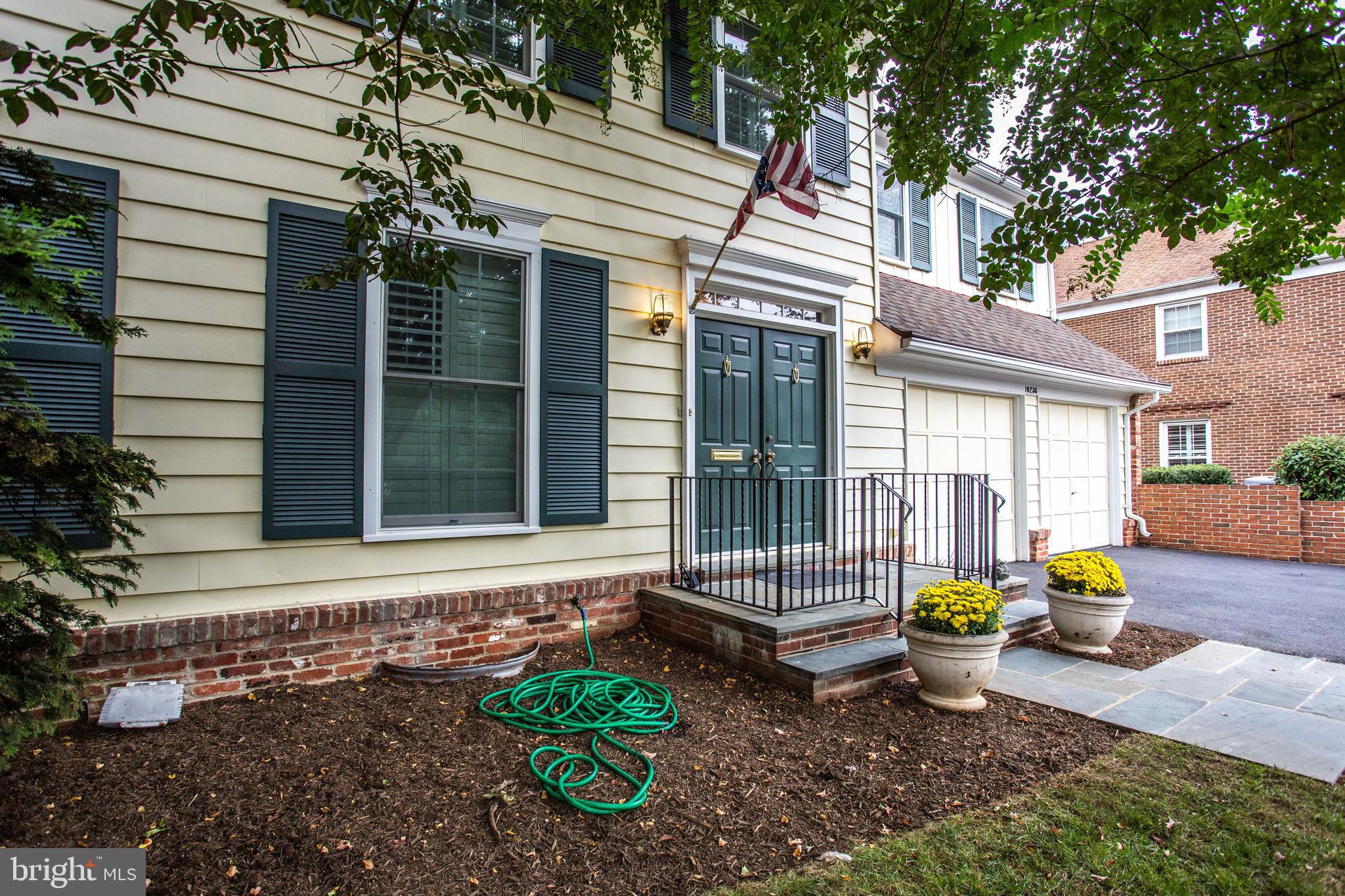 EAST GATE OF POTOMAC - Residential