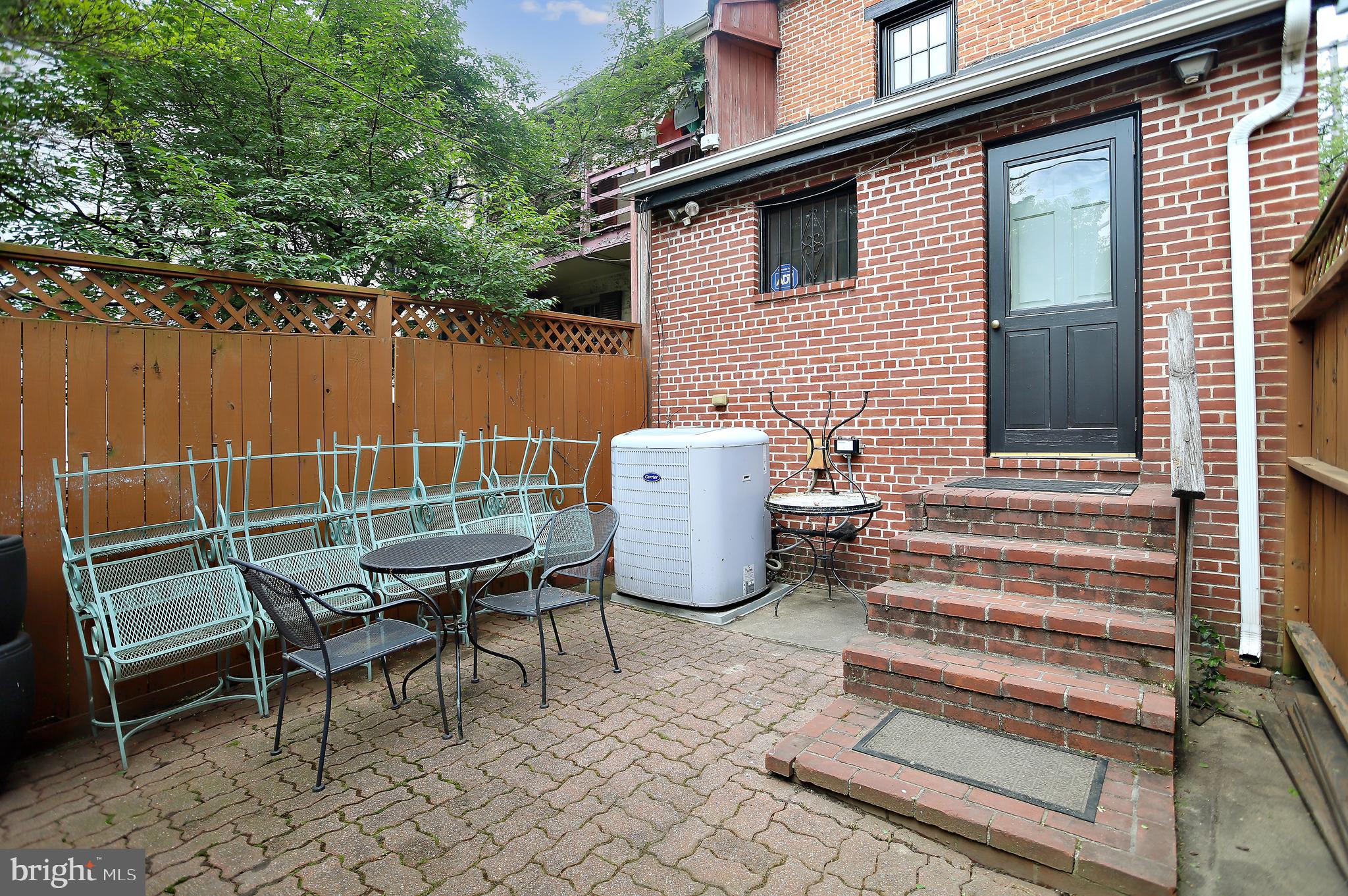 MOUNT VERNON PLACE HISTORIC DISTRICT - Residential