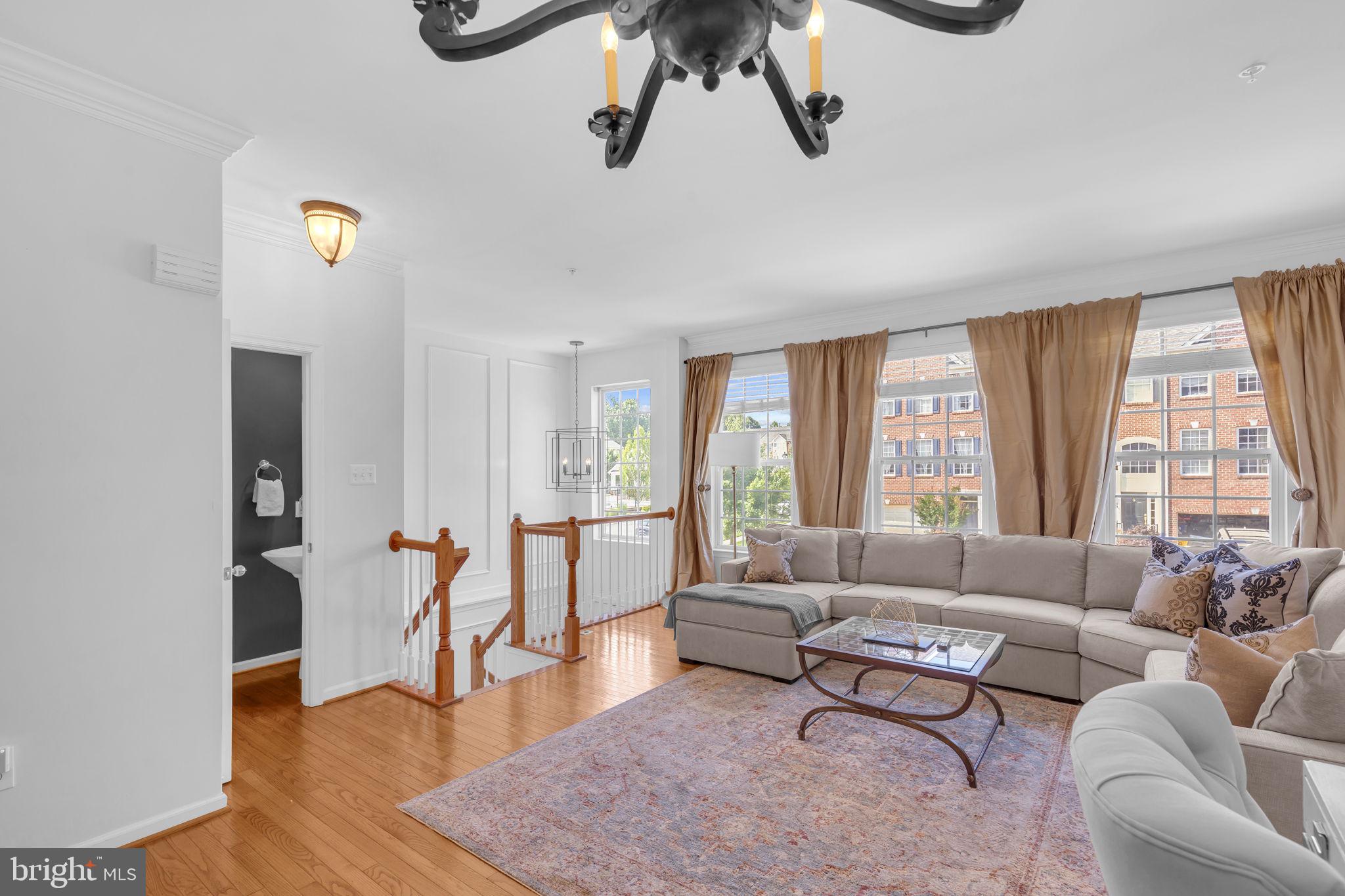 THE LANDINGS AT RIVER OAKS - Residential